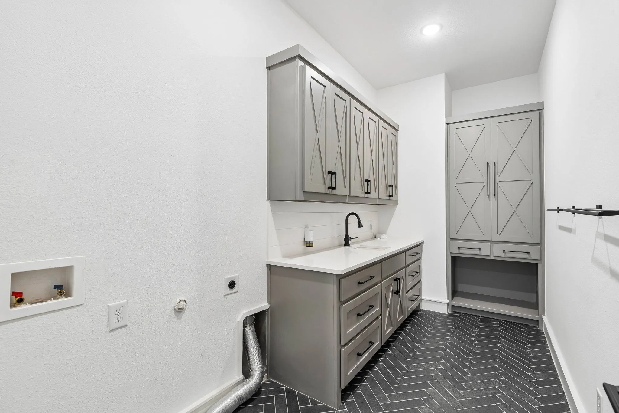 Single Family Residence For Sale in Denton County , 4440 Liberty Drive, Prosper, Texas 75078, 5 Bedroom, 6 Bathroom, 3 Garage spaces, 5,105 Sqft, built in 2019, mls#21380477, Real Estate Agent in Prosper, Homes For Sale in Denton county, Homes For Sale in Prosper, Realtor in Prosper Texas, Real Estate Brokerage Independent Realty Texas, Luminita Cordes Realtor