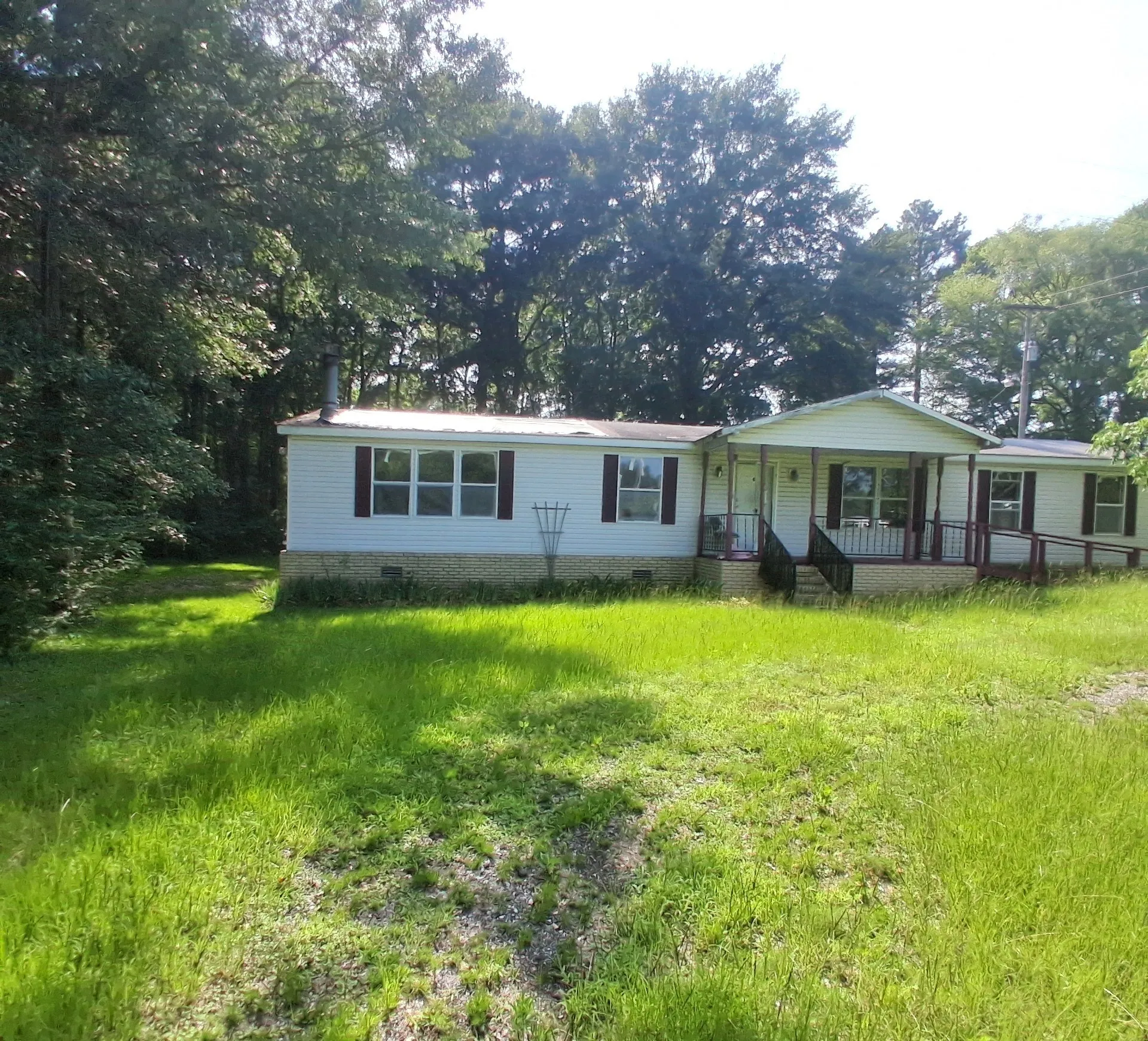 Single Family Residence For Sale in Gregg County , 4207 State Highway 42, Kilgore, Texas 75662, 3 Bedroom, 2 Bathroom, Garage spaces, 1,848 Sqft, built in 1997, mls#21382355, Real Estate Agent in Kilgore, Homes For Sale in Gregg county, Homes For Sale in Kilgore, Realtor in Kilgore Texas, Real Estate Brokerage Independent Realty Texas, Luminita Cordes Realtor