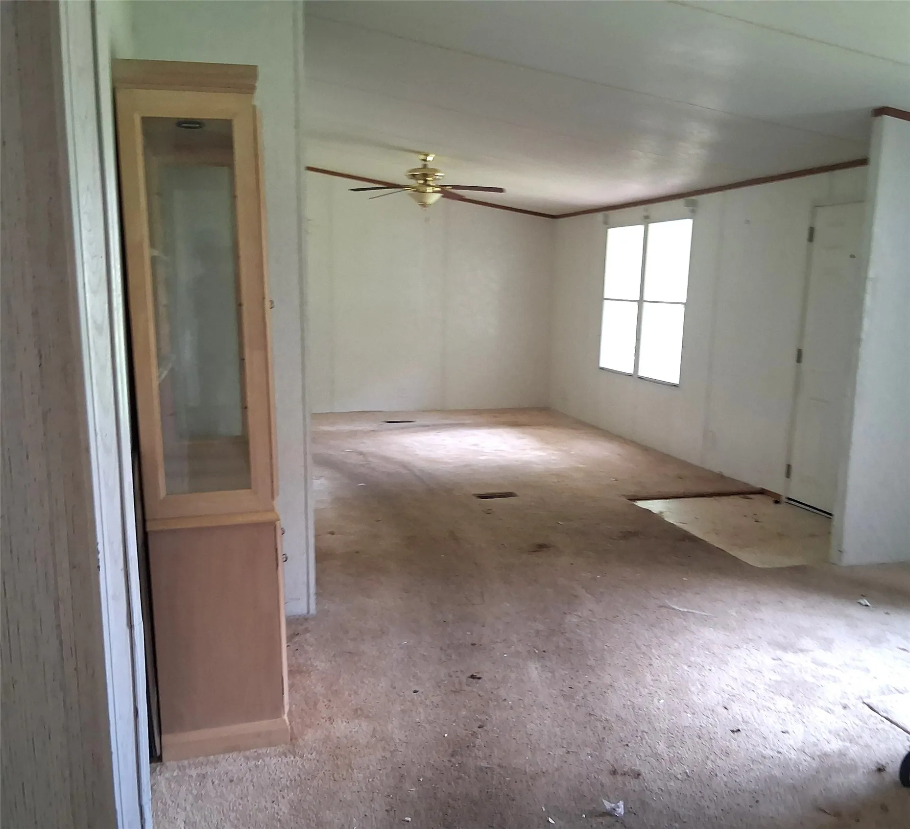 Single Family Residence For Sale in Gregg County , 4207 State Highway 42, Kilgore, Texas 75662, 3 Bedroom, 2 Bathroom, Garage spaces, 1,848 Sqft, built in 1997, mls#21382355, Real Estate Agent in Kilgore, Homes For Sale in Gregg county, Homes For Sale in Kilgore, Realtor in Kilgore Texas, Real Estate Brokerage Independent Realty Texas, Luminita Cordes Realtor