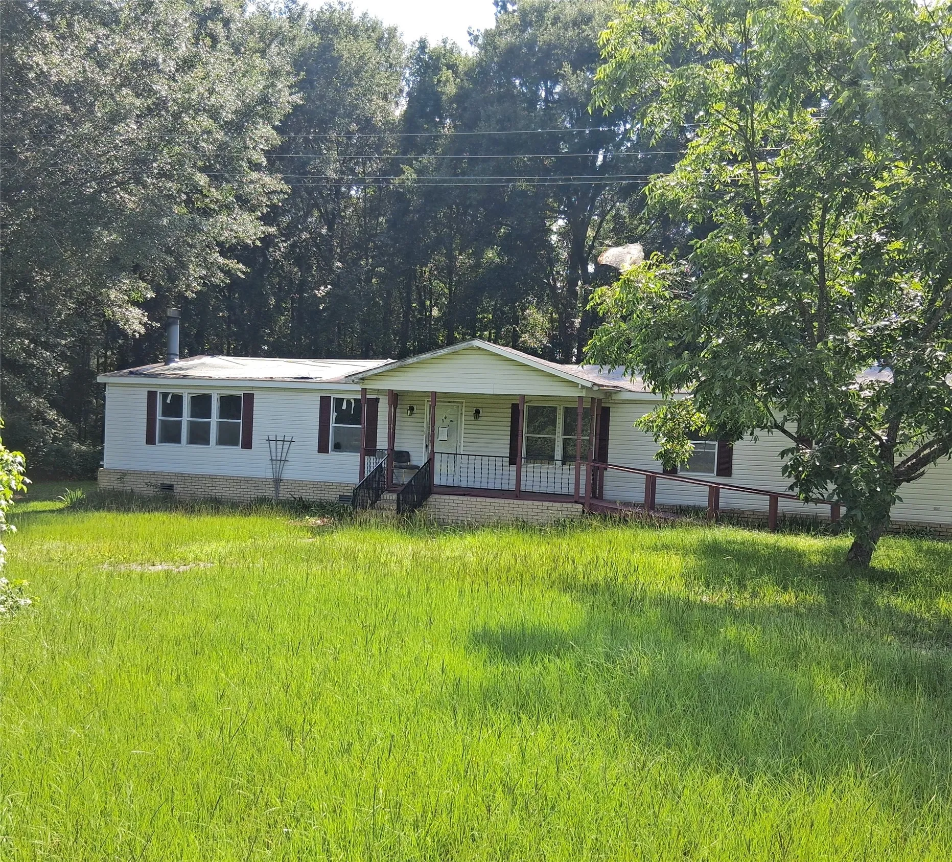Single Family Residence For Sale in Gregg County , 4207 State Highway 42, Kilgore, Texas 75662, 3 Bedroom, 2 Bathroom, Garage spaces, 1,848 Sqft, built in 1997, mls#21382355, Real Estate Agent in Kilgore, Homes For Sale in Gregg county, Homes For Sale in Kilgore, Realtor in Kilgore Texas, Real Estate Brokerage Independent Realty Texas, Luminita Cordes Realtor
