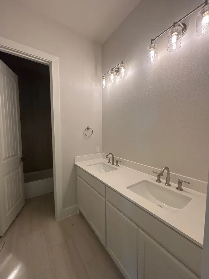 Single Family Residence For Sale in Grayson County , 800 Monterrey Circle, Van Alstyne, Texas 75495, 4 Bedroom, 3 Bathroom, 2 Garage spaces, 2,686 Sqft, built in 2026, mls#21382483, Real Estate Agent in Van Alstyne, Homes For Sale in Grayson county, Homes For Sale in Van Alstyne, Realtor in Van Alstyne Texas, Real Estate Brokerage Independent Realty Texas, Luminita Cordes Realtor