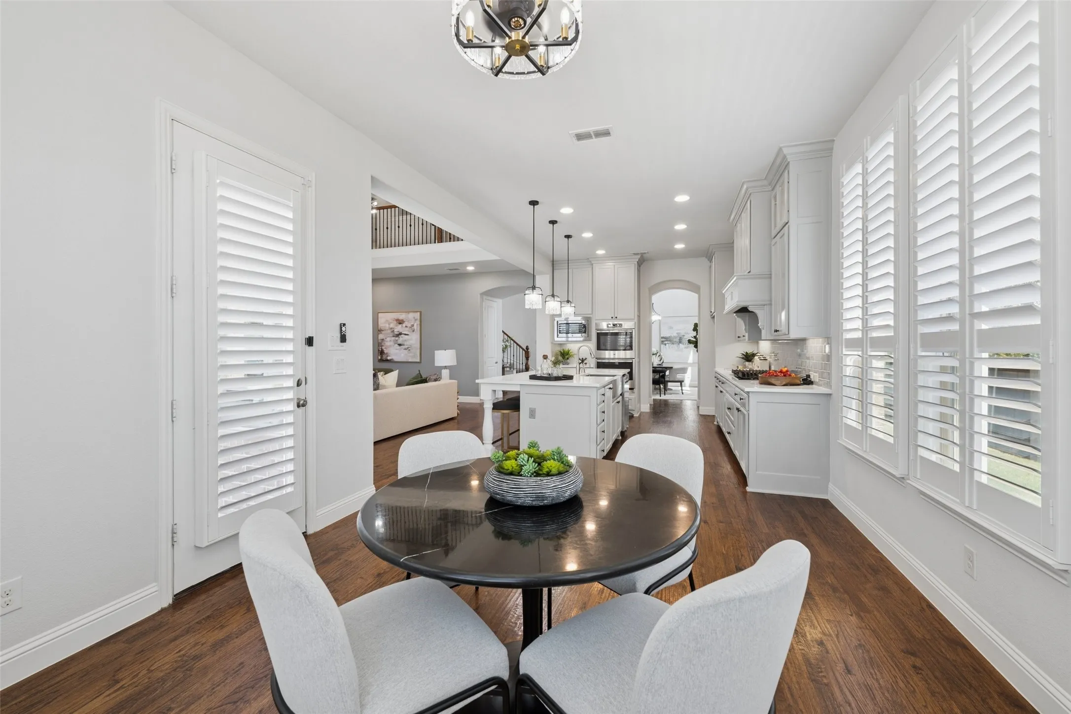 Single Family Residence For Sale in Collin County , 2631 Seabiscuit Road, Celina, Texas 75009, 5 Bedroom, 7 Bathroom, 3 Garage spaces, 4,895 Sqft, built in 2017, mls#21374950, Real Estate Agent in Celina, Homes For Sale in Collin county, Homes For Sale in Celina, Realtor in Celina Texas, Real Estate Brokerage Independent Realty Texas, Luminita Cordes Realtor