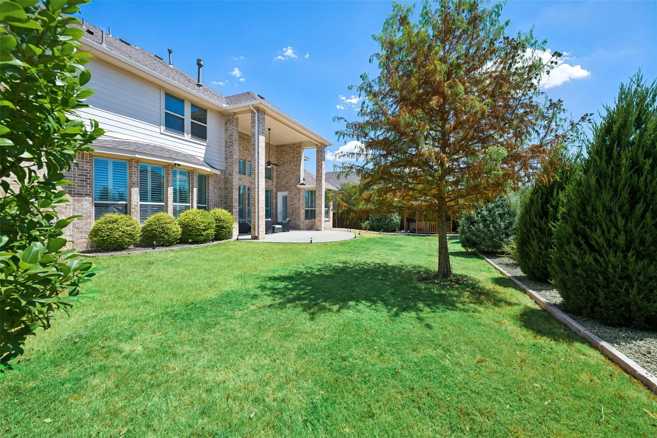 Single Family Residence For Sale in Collin County , 2631 Seabiscuit Road, Celina, Texas 75009, 5 Bedroom, 7 Bathroom, 3 Garage spaces, 4,895 Sqft, built in 2017, mls#21374950, Real Estate Agent in Celina, Homes For Sale in Collin county, Homes For Sale in Celina, Realtor in Celina Texas, Real Estate Brokerage Independent Realty Texas, Luminita Cordes Realtor