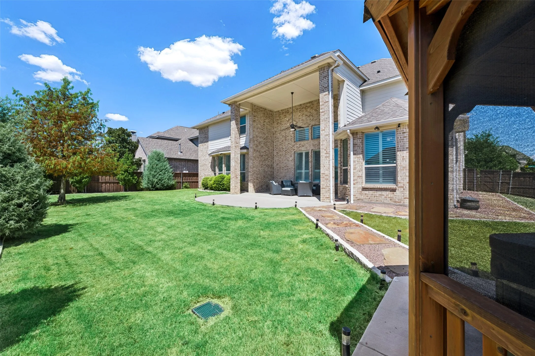 Single Family Residence For Sale in Collin County , 2631 Seabiscuit Road, Celina, Texas 75009, 5 Bedroom, 7 Bathroom, 3 Garage spaces, 4,895 Sqft, built in 2017, mls#21374950, Real Estate Agent in Celina, Homes For Sale in Collin county, Homes For Sale in Celina, Realtor in Celina Texas, Real Estate Brokerage Independent Realty Texas, Luminita Cordes Realtor