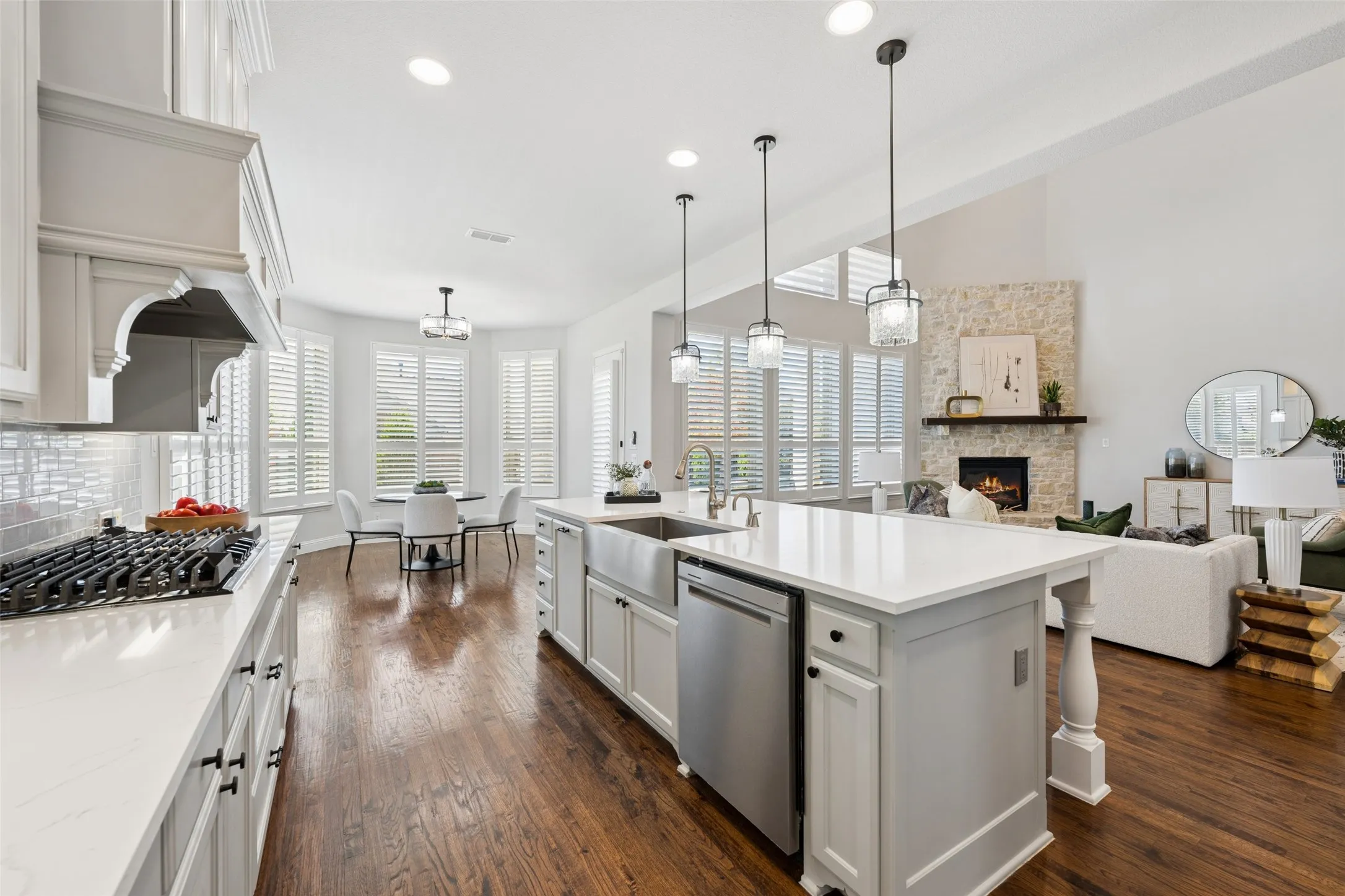 Single Family Residence For Sale in Collin County , 2631 Seabiscuit Road, Celina, Texas 75009, 5 Bedroom, 7 Bathroom, 3 Garage spaces, 4,895 Sqft, built in 2017, mls#21374950, Real Estate Agent in Celina, Homes For Sale in Collin county, Homes For Sale in Celina, Realtor in Celina Texas, Real Estate Brokerage Independent Realty Texas, Luminita Cordes Realtor