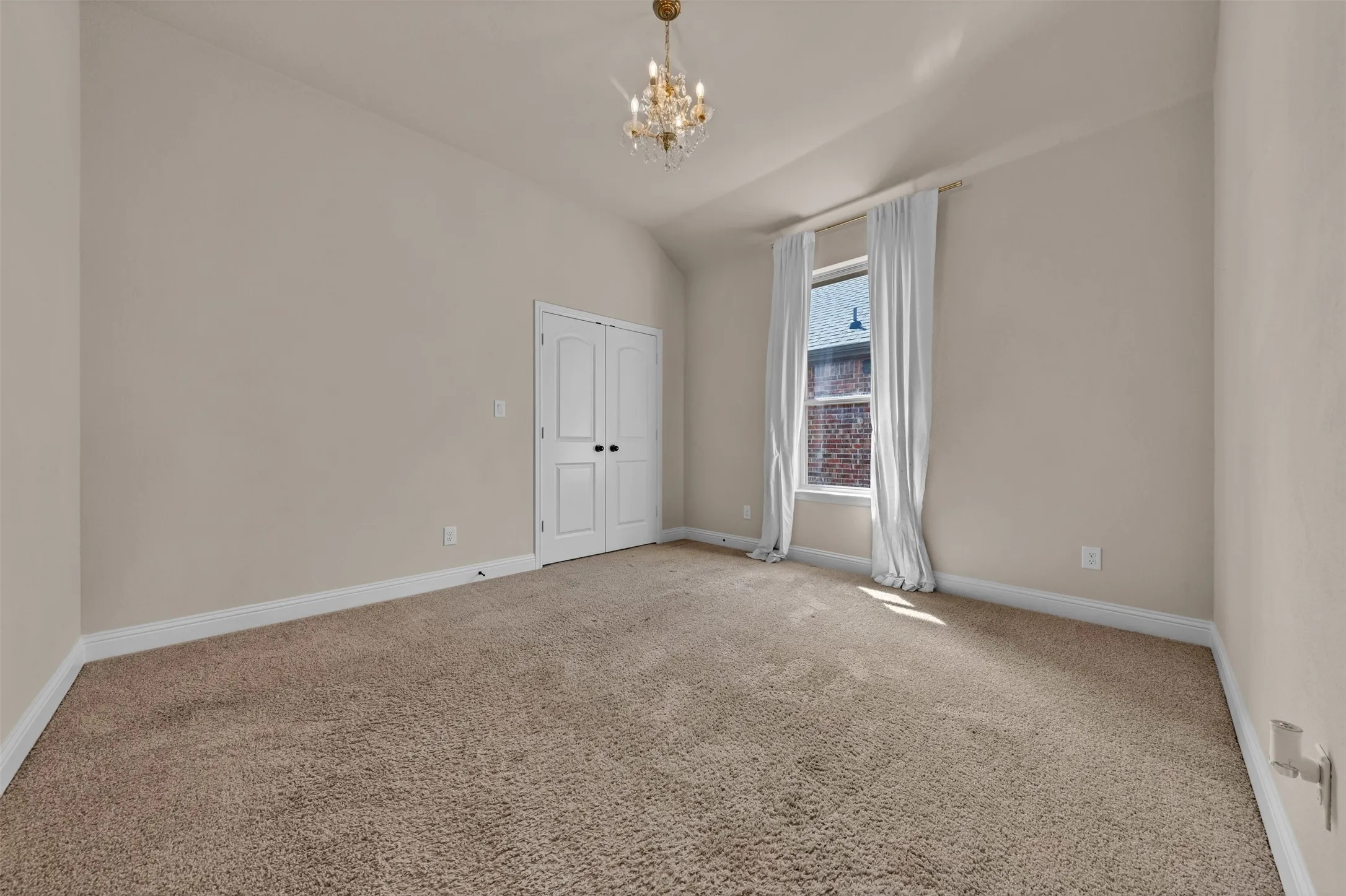 Single Family Residence For Sale in Johnson County , 112 Constitution Drive, Joshua, Texas 76058, 4 Bedroom, 2 Bathroom, 2 Garage spaces, 2,121 Sqft, built in 2022, mls#21382407, Real Estate Agent in Joshua, Homes For Sale in Johnson county, Homes For Sale in Joshua, Realtor in Joshua Texas, Real Estate Brokerage Independent Realty Texas, Luminita Cordes Realtor