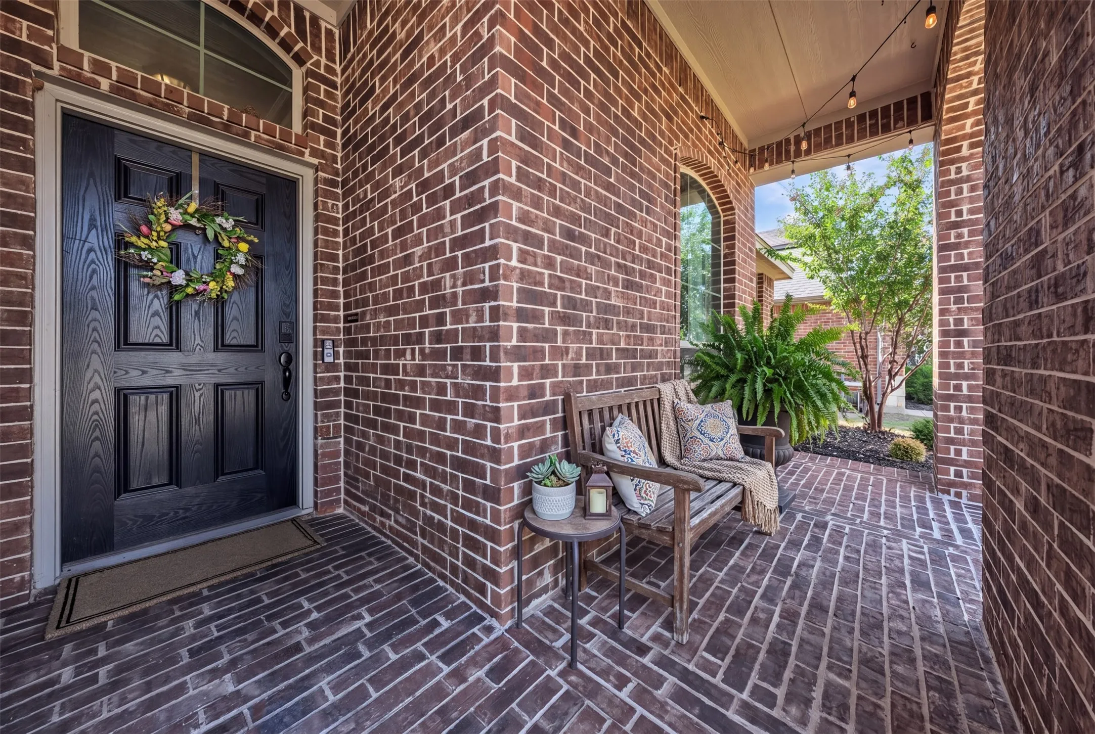 Single Family Residence For Sale in Johnson County , 112 Constitution Drive, Joshua, Texas 76058, 4 Bedroom, 2 Bathroom, 2 Garage spaces, 2,121 Sqft, built in 2022, mls#21382407, Real Estate Agent in Joshua, Homes For Sale in Johnson county, Homes For Sale in Joshua, Realtor in Joshua Texas, Real Estate Brokerage Independent Realty Texas, Luminita Cordes Realtor