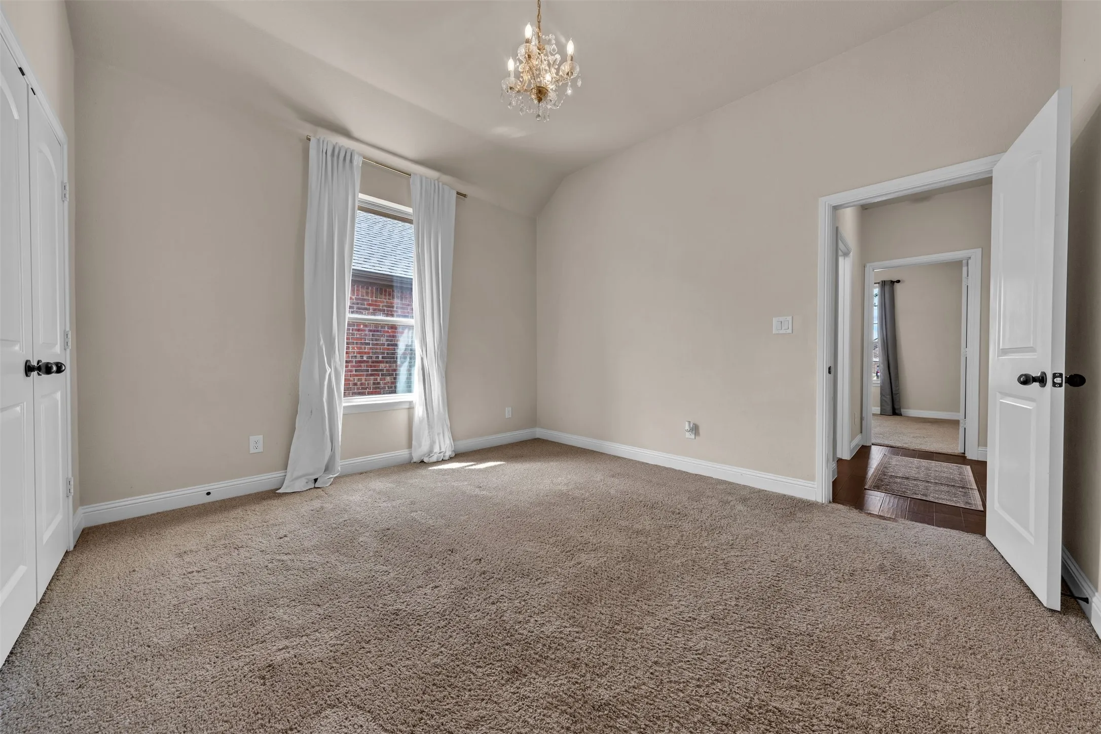 Single Family Residence For Sale in Johnson County , 112 Constitution Drive, Joshua, Texas 76058, 4 Bedroom, 2 Bathroom, 2 Garage spaces, 2,121 Sqft, built in 2022, mls#21382407, Real Estate Agent in Joshua, Homes For Sale in Johnson county, Homes For Sale in Joshua, Realtor in Joshua Texas, Real Estate Brokerage Independent Realty Texas, Luminita Cordes Realtor
