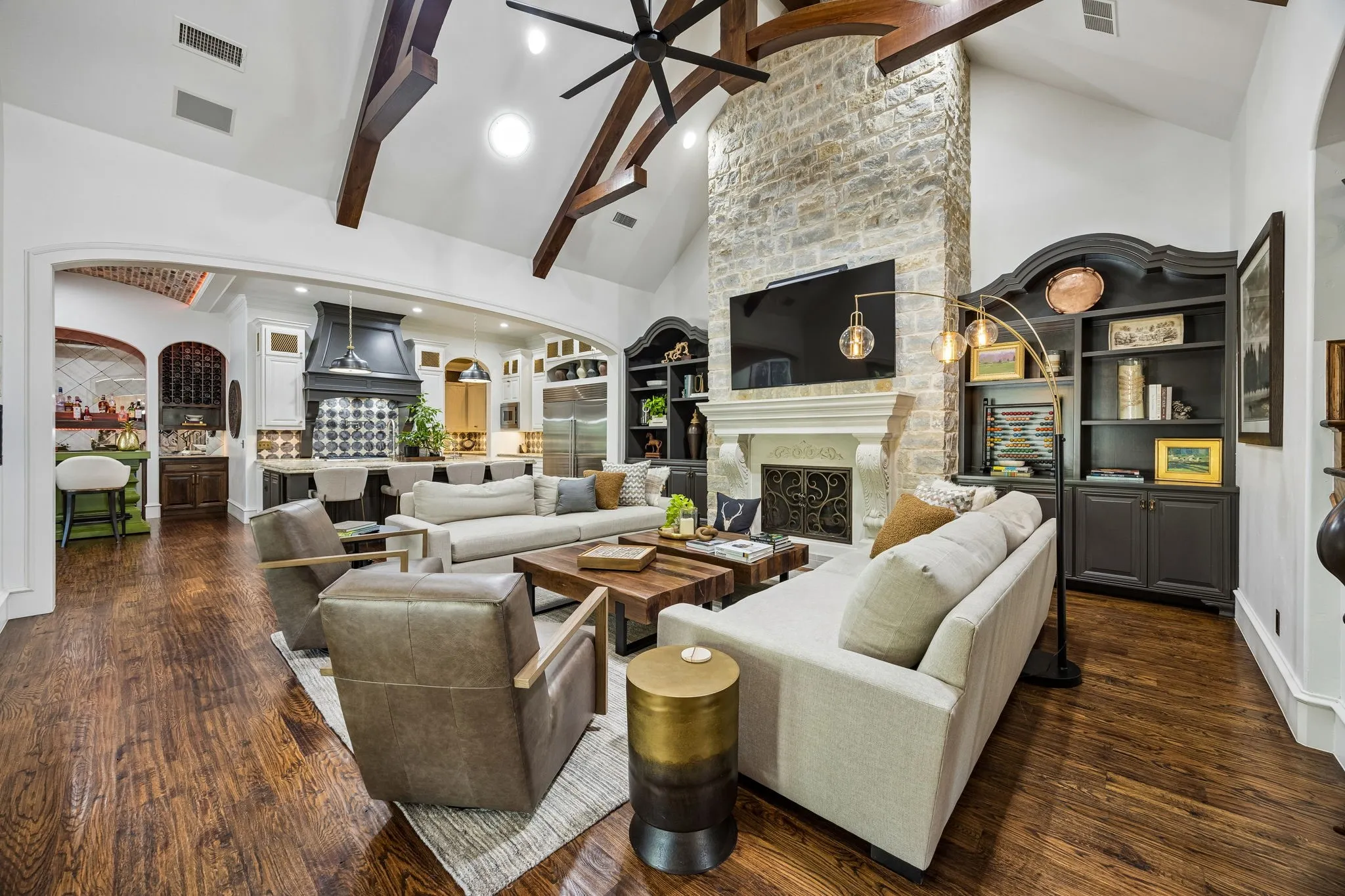 Single Family Residence For Sale in Tarrant County , 1817 Saint Philip Avenue, Southlake, Texas 76092, 4 Bedroom, 4 Bathroom, 4 Garage spaces, 4,055 Sqft, built in 2013, mls#21382855, Real Estate Agent in Southlake, Homes For Sale in Tarrant county, Homes For Sale in Southlake, Realtor in Southlake Texas, Real Estate Brokerage Independent Realty Texas, Luminita Cordes Realtor