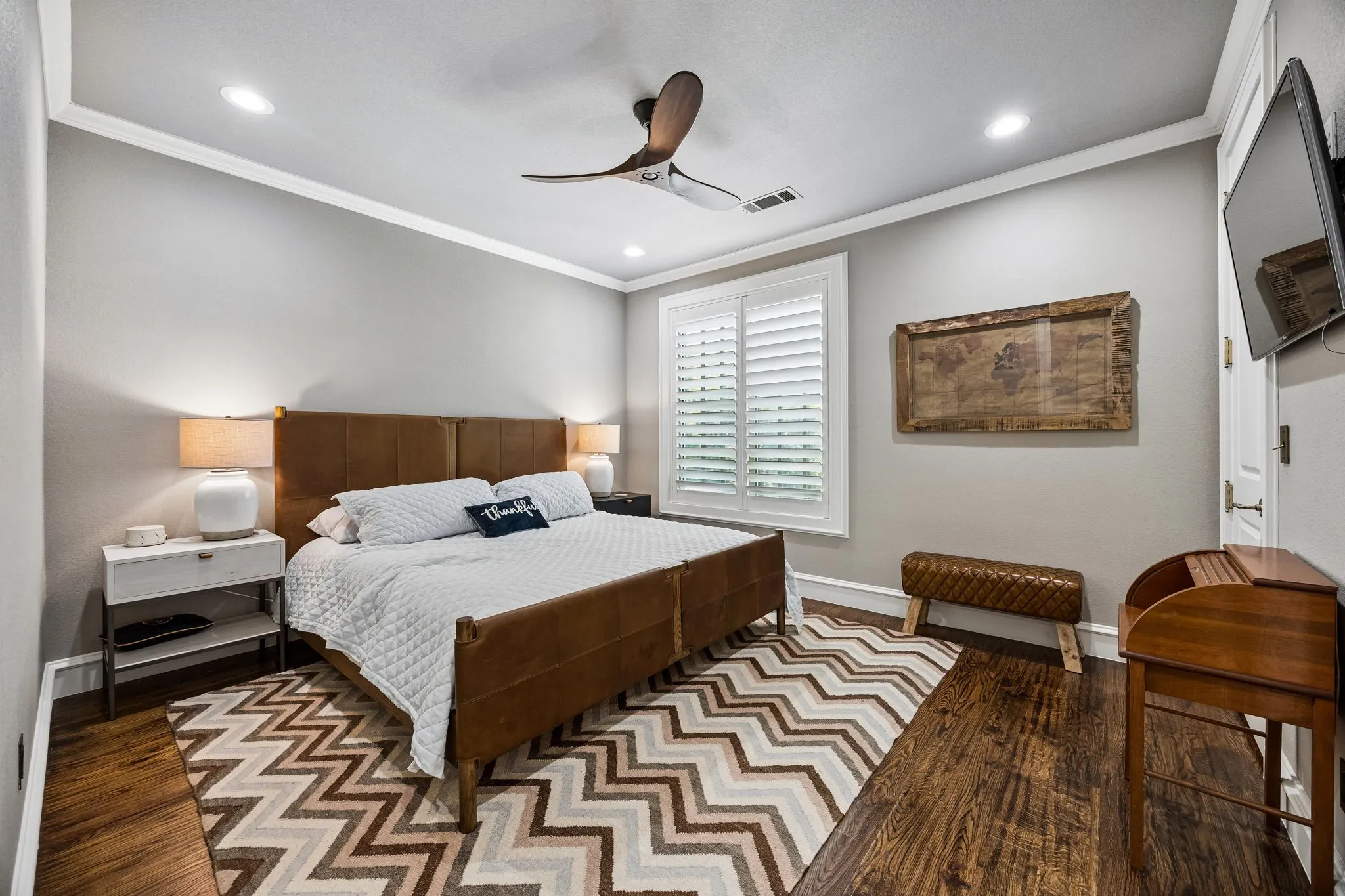 Single Family Residence For Sale in Tarrant County , 1817 Saint Philip Avenue, Southlake, Texas 76092, 4 Bedroom, 4 Bathroom, 4 Garage spaces, 4,055 Sqft, built in 2013, mls#21382855, Real Estate Agent in Southlake, Homes For Sale in Tarrant county, Homes For Sale in Southlake, Realtor in Southlake Texas, Real Estate Brokerage Independent Realty Texas, Luminita Cordes Realtor