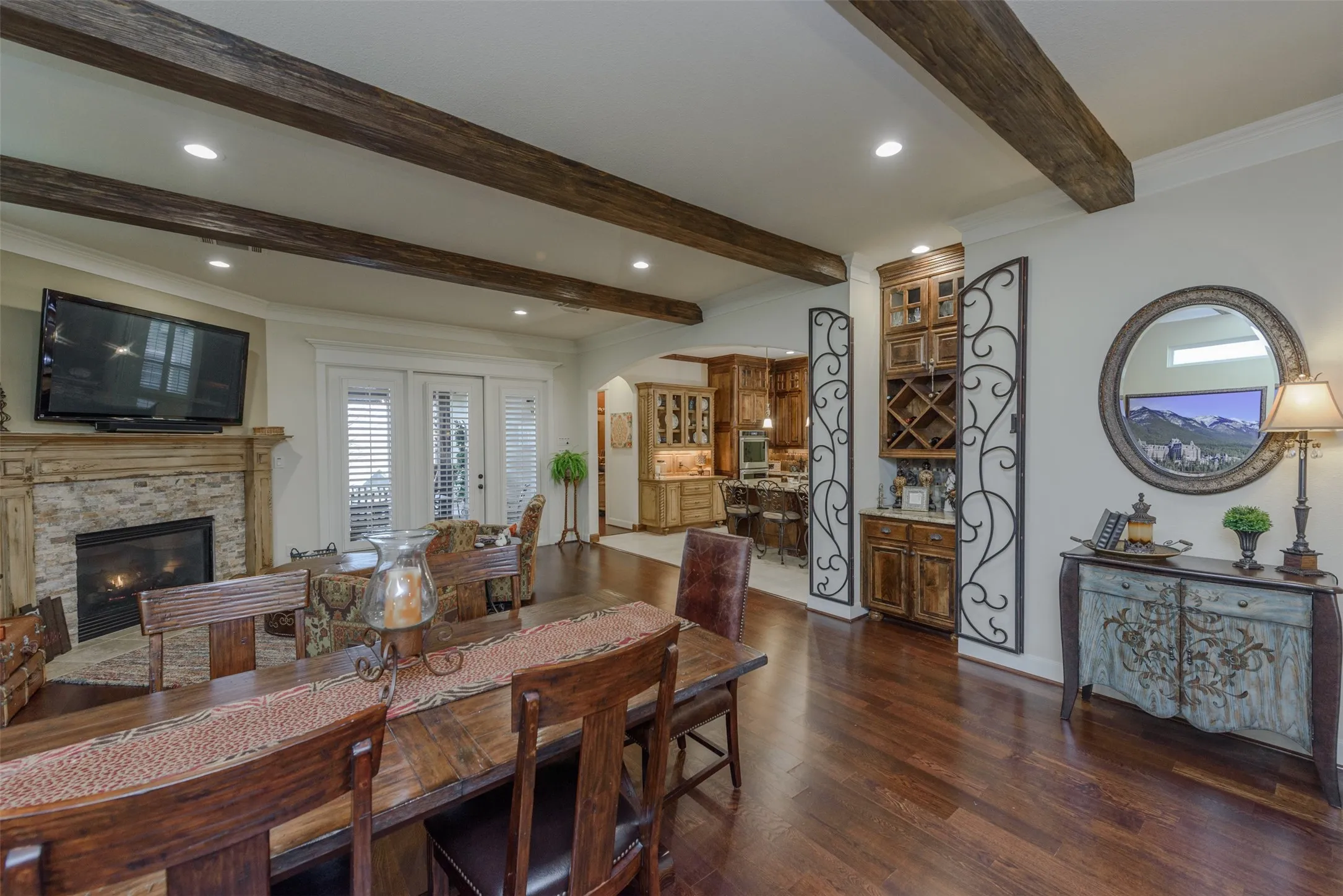 Single Family Residence For Sale in Denton County , 405 Dallas Street, Argyle, Texas 76226, 3 Bedroom, 3 Bathroom, 2 Garage spaces, 2,587 Sqft, built in 2008, mls#21382716, Real Estate Agent in Argyle, Homes For Sale in Denton county, Homes For Sale in Argyle, Realtor in Argyle Texas, Real Estate Brokerage Independent Realty Texas, Luminita Cordes Realtor