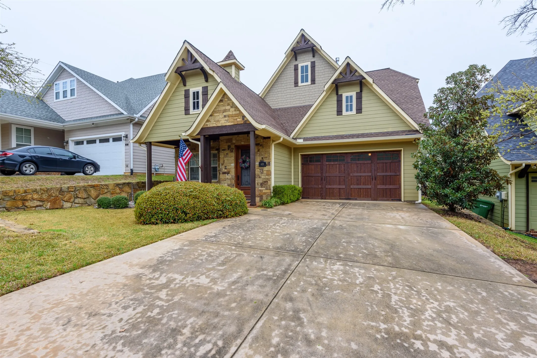 Single Family Residence For Sale in Denton County , 405 Dallas Street, Argyle, Texas 76226, 3 Bedroom, 3 Bathroom, 2 Garage spaces, 2,587 Sqft, built in 2008, mls#21382716, Real Estate Agent in Argyle, Homes For Sale in Denton county, Homes For Sale in Argyle, Realtor in Argyle Texas, Real Estate Brokerage Independent Realty Texas, Luminita Cordes Realtor