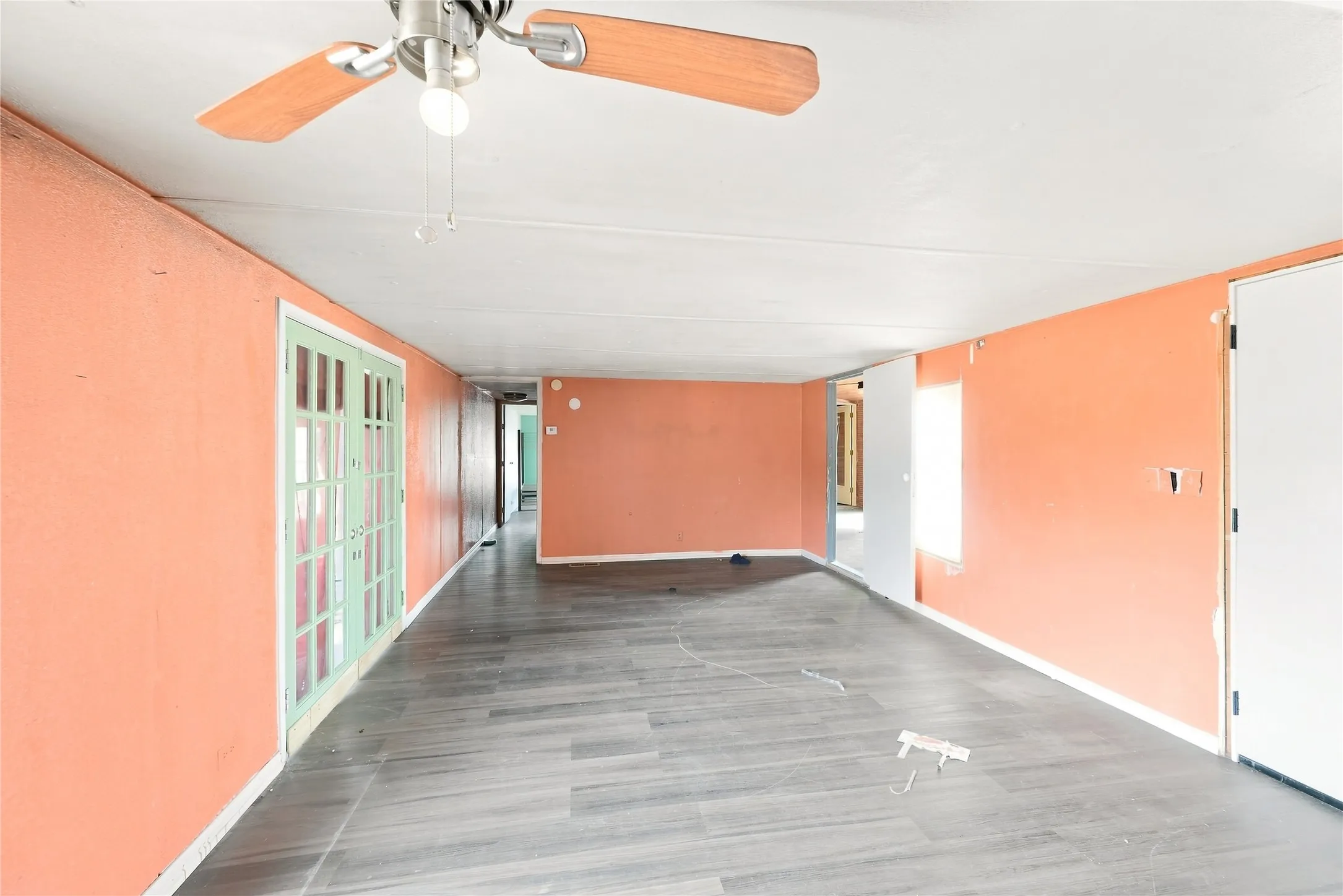 Mobile Home For Sale in Ellis County , 2008 Highridge Lane, Midlothian, Texas 76065, 3 Bedroom, 2 Bathroom, Garage spaces, 1,464 Sqft, built in 1981, mls#21382200, Real Estate Agent in Midlothian, Homes For Sale in Ellis county, Homes For Sale in Midlothian, Realtor in Midlothian Texas, Real Estate Brokerage Independent Realty Texas, Luminita Cordes Realtor