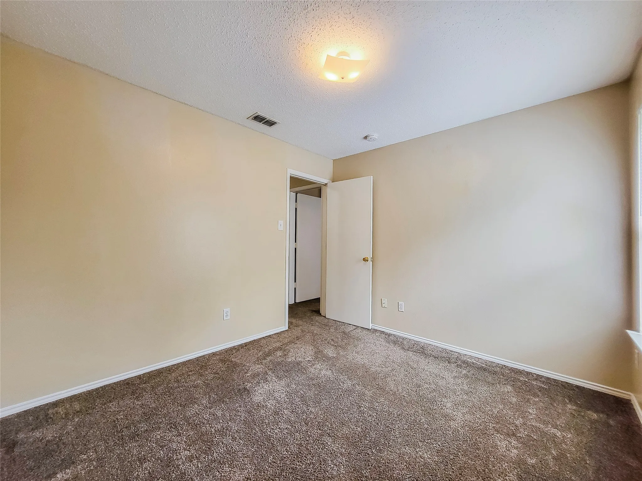 Single Family Residence For Rent in Tarrant County , 372 Marsha Street, Saginaw, Texas 76179, 4 Bedroom, 3 Bathroom, 2 Garage spaces, 2,419 Sqft, built in 2000, mls#21382887, Real Estate Agent in Saginaw, Homes For Rent in Tarrant county, Homes For Rent in Saginaw, Realtor in Saginaw Texas, Real Estate Brokerage Independent Realty Texas, Luminita Cordes Realtor