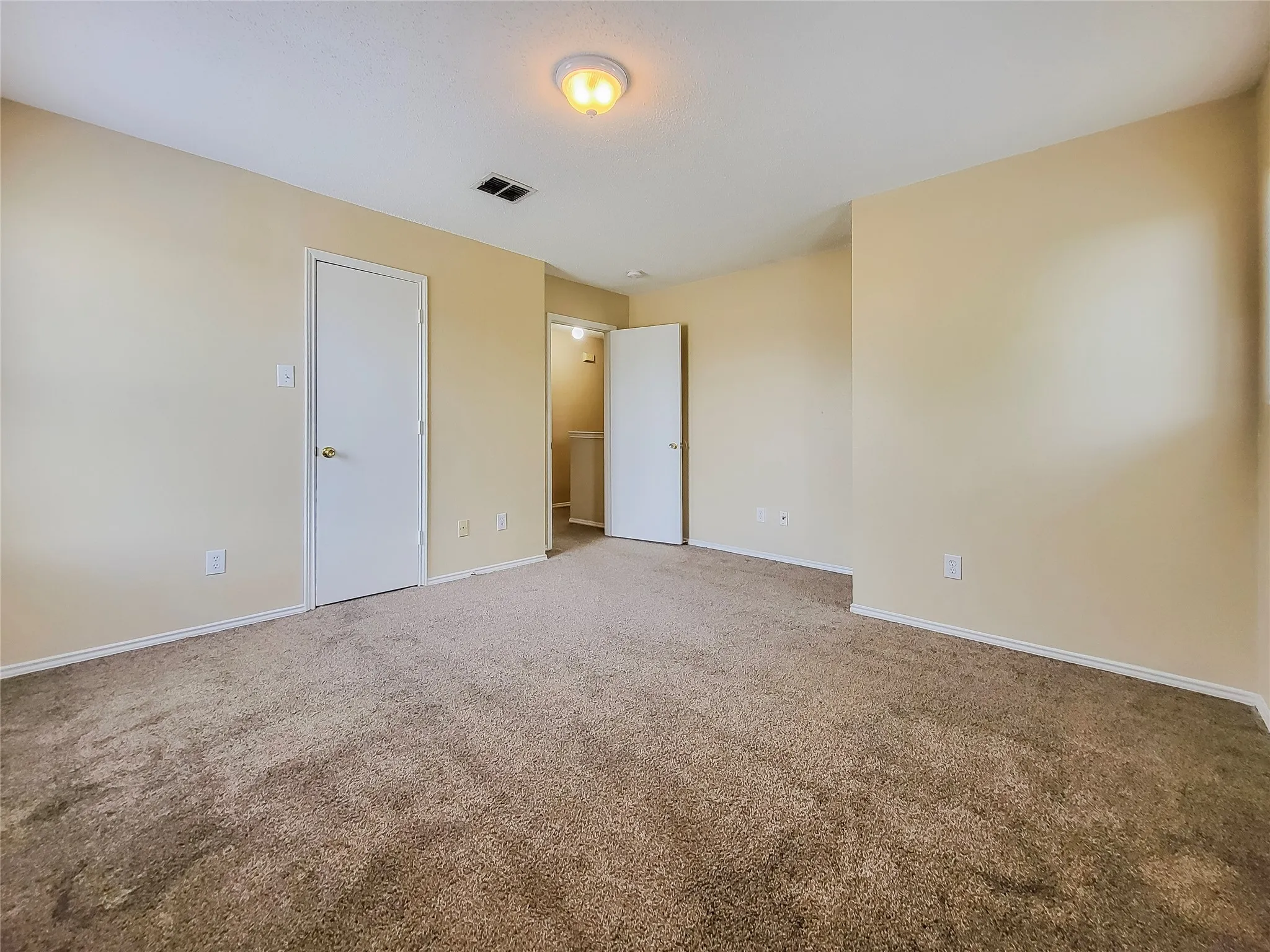 Single Family Residence For Rent in Tarrant County , 372 Marsha Street, Saginaw, Texas 76179, 4 Bedroom, 3 Bathroom, 2 Garage spaces, 2,419 Sqft, built in 2000, mls#21382887, Real Estate Agent in Saginaw, Homes For Rent in Tarrant county, Homes For Rent in Saginaw, Realtor in Saginaw Texas, Real Estate Brokerage Independent Realty Texas, Luminita Cordes Realtor