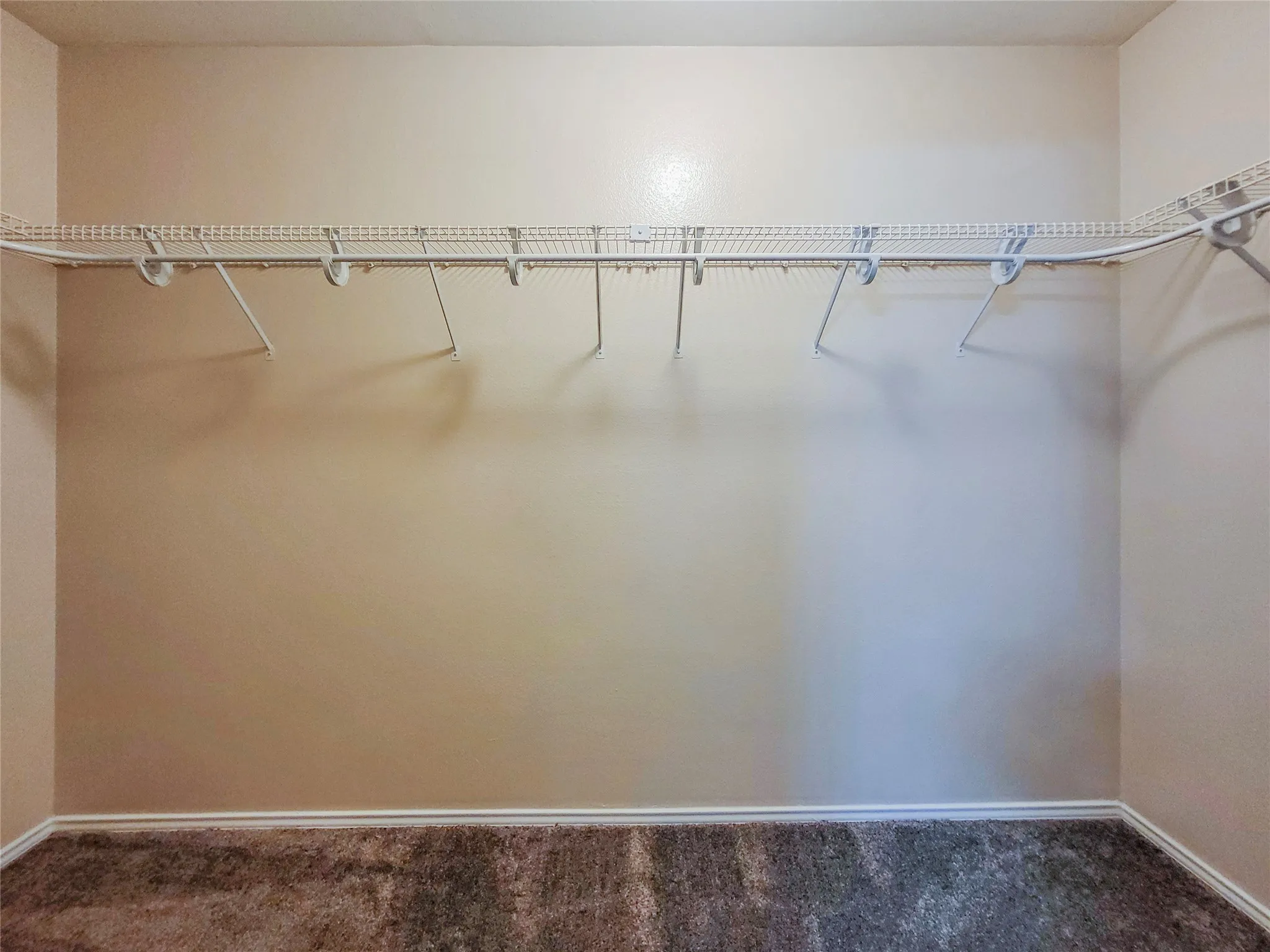 Single Family Residence For Rent in Tarrant County , 372 Marsha Street, Saginaw, Texas 76179, 4 Bedroom, 3 Bathroom, 2 Garage spaces, 2,419 Sqft, built in 2000, mls#21382887, Real Estate Agent in Saginaw, Homes For Rent in Tarrant county, Homes For Rent in Saginaw, Realtor in Saginaw Texas, Real Estate Brokerage Independent Realty Texas, Luminita Cordes Realtor
