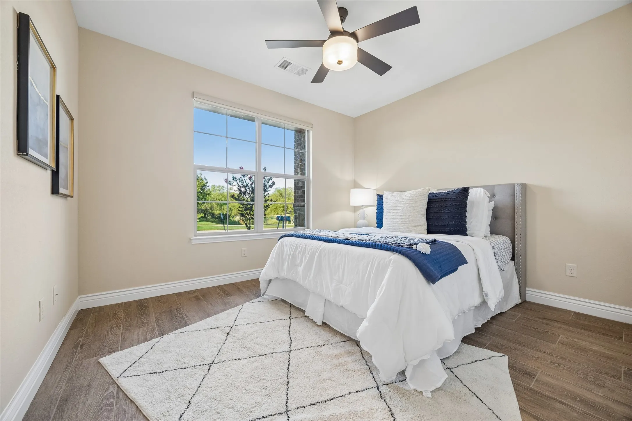 Single Family Residence For Sale in Denton County , 11901 Southerland Drive, Denton, Texas 76207, 2 Bedroom, 4 Bathroom, 3 Garage spaces, 2,890 Sqft, built in 2015, mls#21382083, Real Estate Agent in Denton, Homes For Sale in Denton county, Homes For Sale in Denton, Realtor in Denton Texas, Real Estate Brokerage Independent Realty Texas, Luminita Cordes Realtor