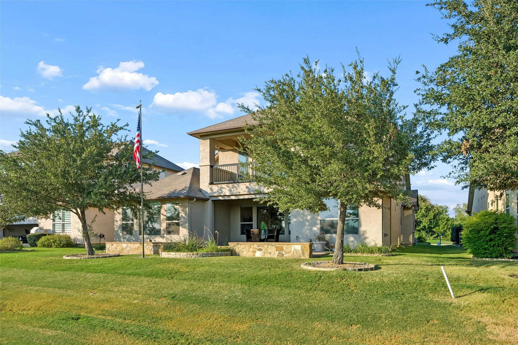 Single Family Residence For Sale in Denton County , 11901 Southerland Drive, Denton, Texas 76207, 2 Bedroom, 4 Bathroom, 3 Garage spaces, 2,890 Sqft, built in 2015, mls#21382083, Real Estate Agent in Denton, Homes For Sale in Denton county, Homes For Sale in Denton, Realtor in Denton Texas, Real Estate Brokerage Independent Realty Texas, Luminita Cordes Realtor
