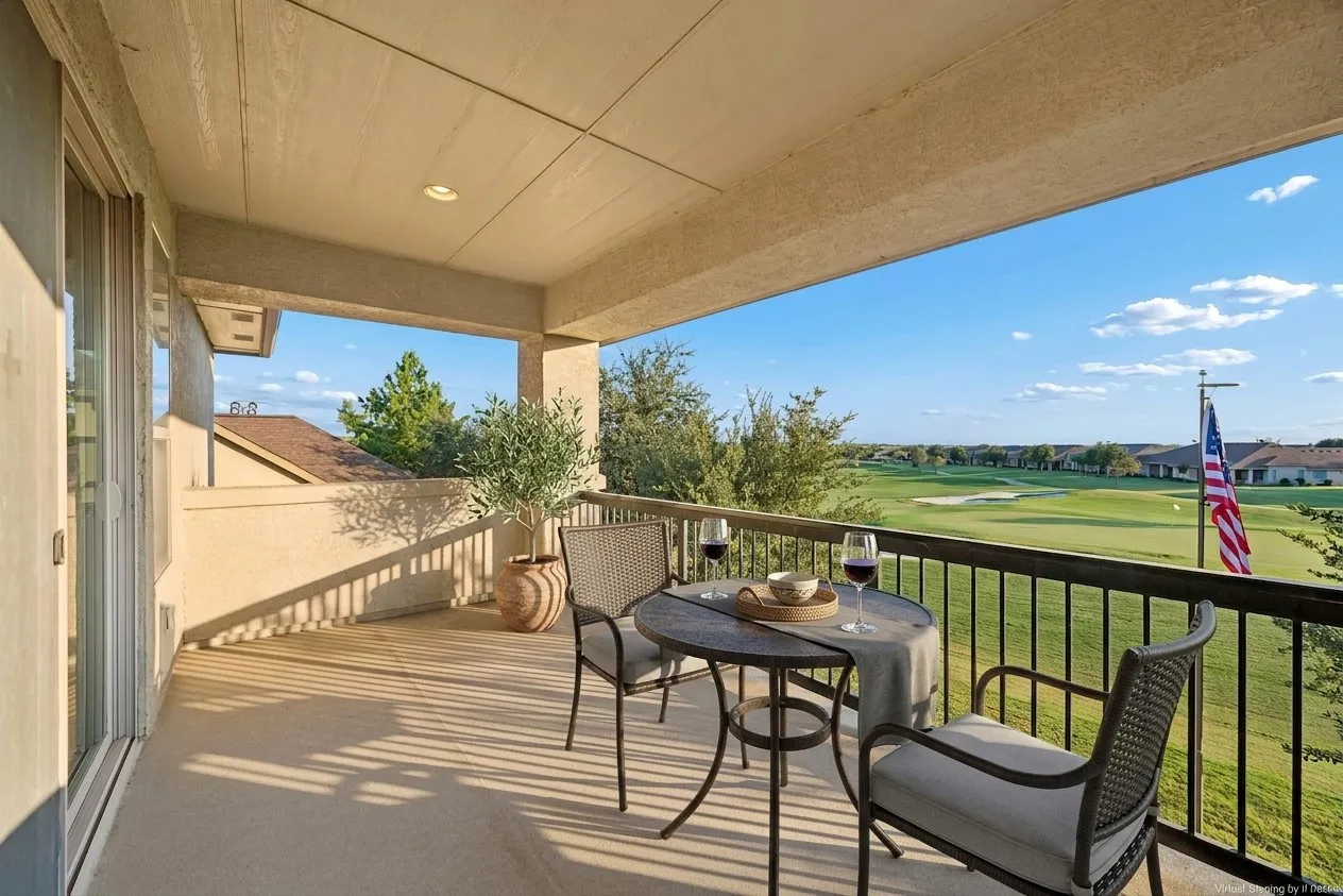 Single Family Residence For Sale in Denton County , 11901 Southerland Drive, Denton, Texas 76207, 2 Bedroom, 4 Bathroom, 3 Garage spaces, 2,890 Sqft, built in 2015, mls#21382083, Real Estate Agent in Denton, Homes For Sale in Denton county, Homes For Sale in Denton, Realtor in Denton Texas, Real Estate Brokerage Independent Realty Texas, Luminita Cordes Realtor