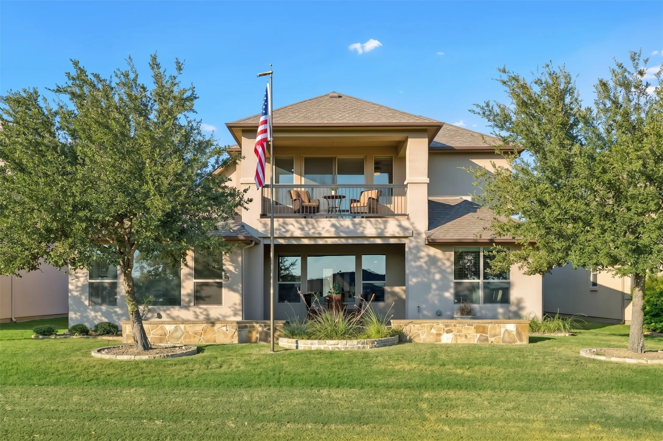 Single Family Residence For Sale in Denton County , 11901 Southerland Drive, Denton, Texas 76207, 2 Bedroom, 4 Bathroom, 3 Garage spaces, 2,890 Sqft, built in 2015, mls#21382083, Real Estate Agent in Denton, Homes For Sale in Denton county, Homes For Sale in Denton, Realtor in Denton Texas, Real Estate Brokerage Independent Realty Texas, Luminita Cordes Realtor