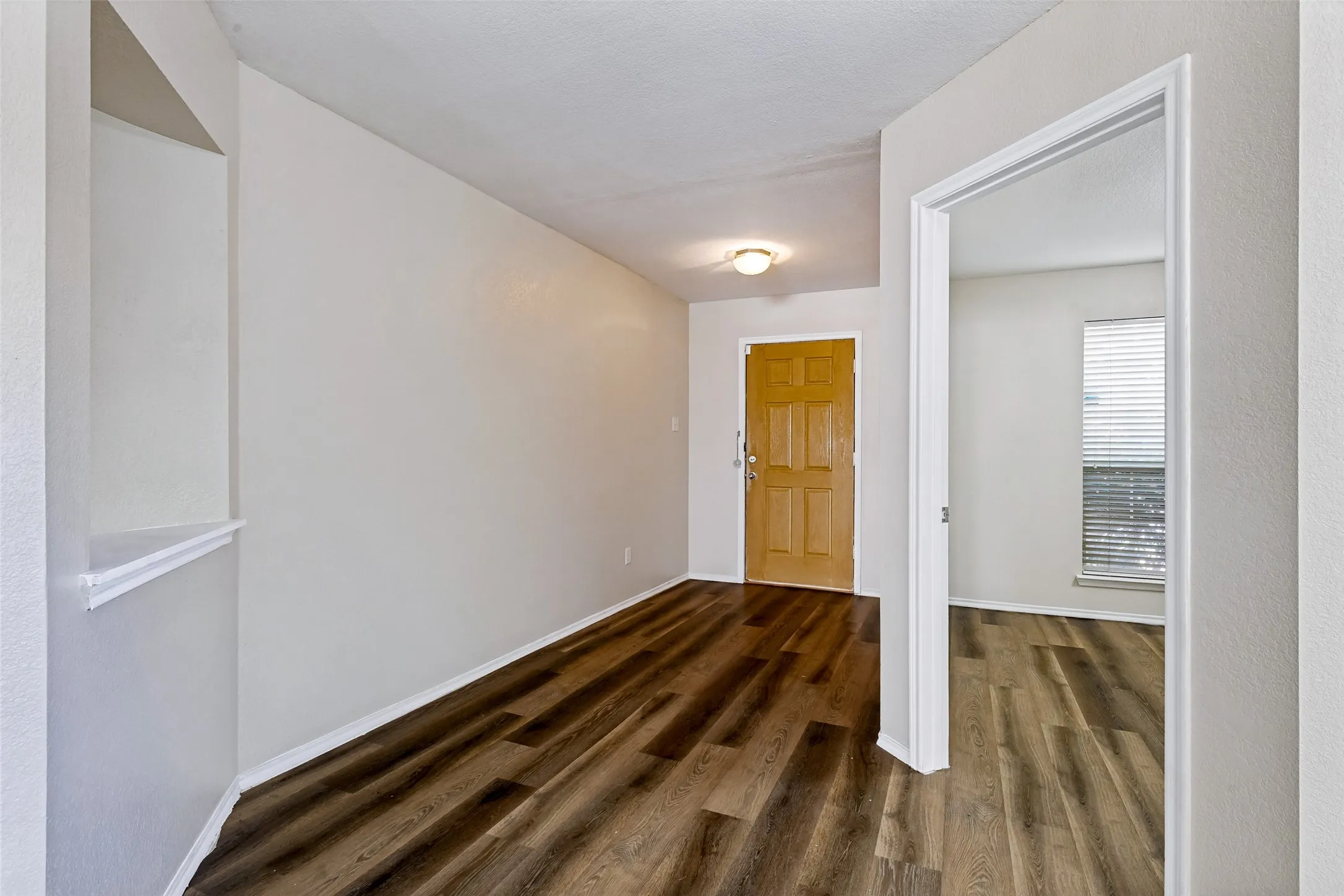 Single Family Residence For Sale in Tarrant County , 10417 Winding Passage Way, Fort Worth, Texas 76131, 4 Bedroom, 2 Bathroom, 2 Garage spaces, 1,984 Sqft, built in 2006, mls#21382698, Real Estate Agent in Fort Worth, Homes For Sale in Tarrant county, Homes For Sale in Fort Worth, Realtor in Fort Worth Texas, Real Estate Brokerage Independent Realty Texas, Luminita Cordes Realtor