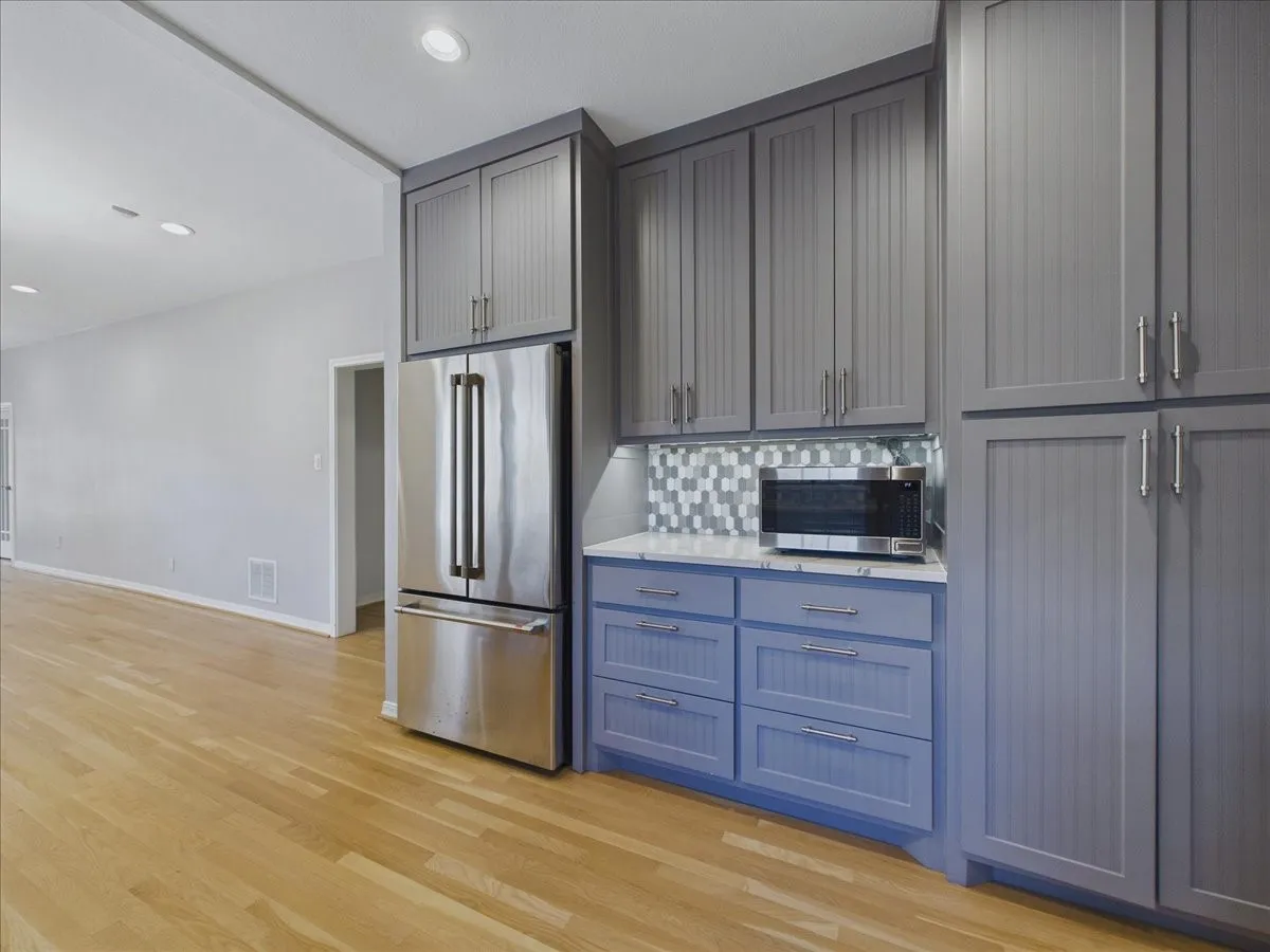Single Family Residence For Sale in Dallas County , 6100 Victor Street, Dallas, Texas 75214, 4 Bedroom, 2 Bathroom, Garage spaces, 1,752 Sqft, built in 1916, mls#21378346, Real Estate Agent in Dallas, Homes For Sale in Dallas county, Homes For Sale in Dallas, Realtor in Dallas Texas, Real Estate Brokerage Independent Realty Texas, Luminita Cordes Realtor