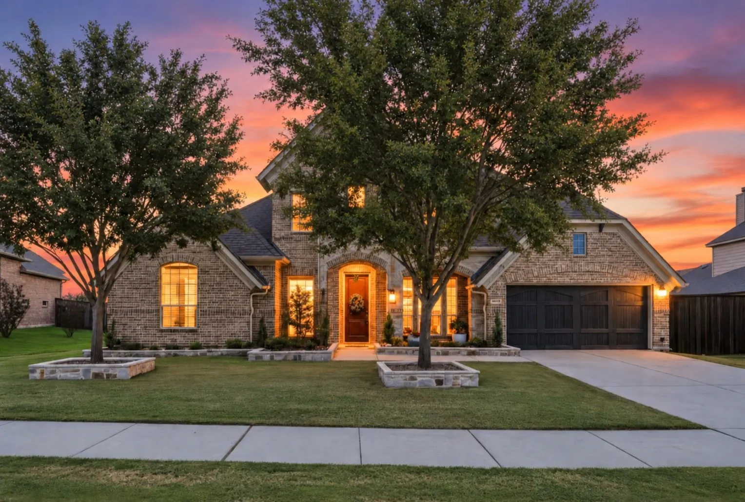 Single Family Residence For Sale in Denton County , 4430 Whispering Lake Drive, Frisco, Texas 75036, 4 Bedroom, 5 Bathroom, 3 Garage spaces, 3,743 Sqft, built in 2014, mls#21381902, Real Estate Agent in Frisco, Homes For Sale in Denton county, Homes For Sale in Frisco, Realtor in Frisco Texas, Real Estate Brokerage Independent Realty Texas, Luminita Cordes Realtor