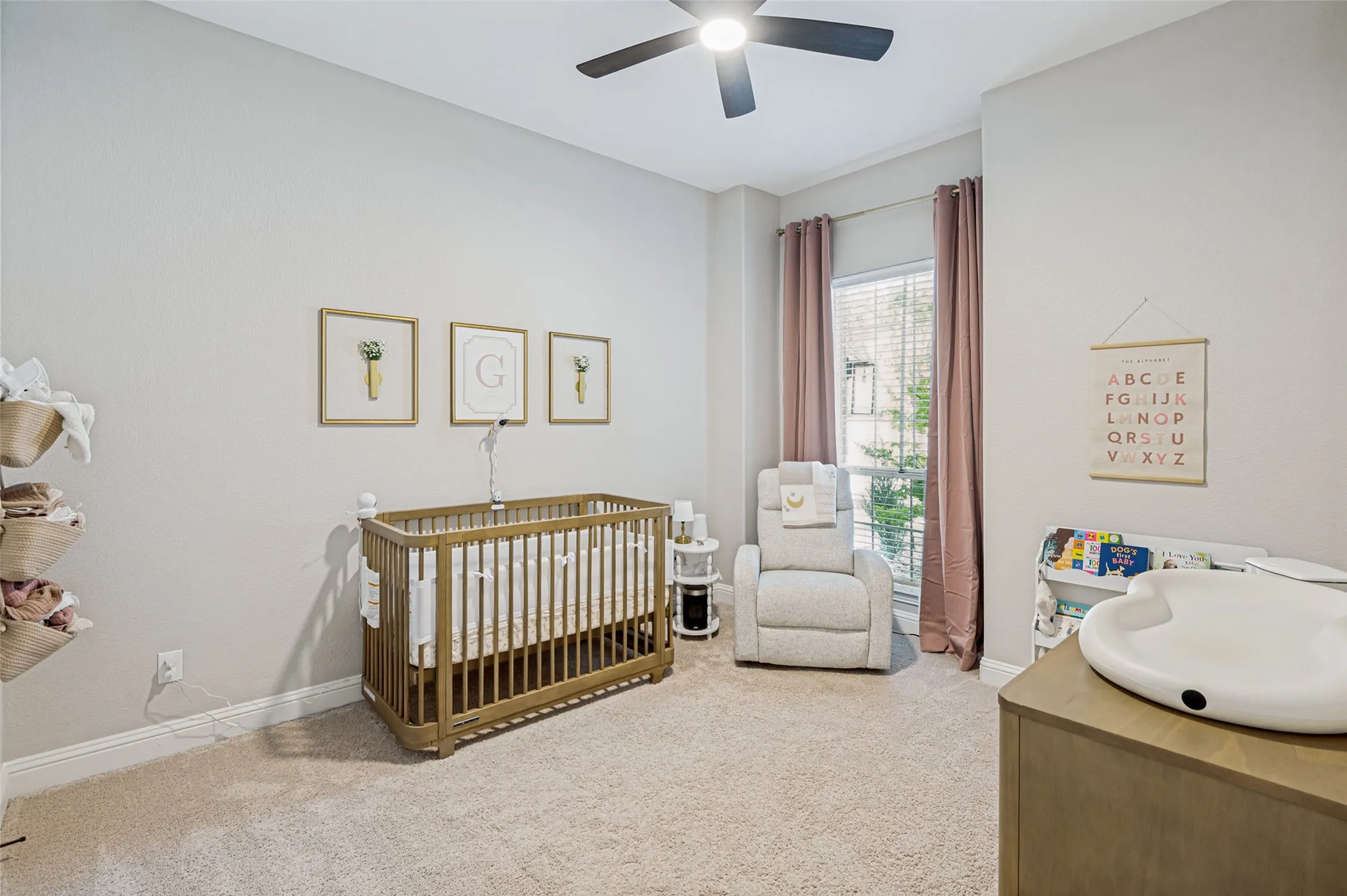 Single Family Residence For Sale in Denton County , 4430 Whispering Lake Drive, Frisco, Texas 75036, 4 Bedroom, 5 Bathroom, 3 Garage spaces, 3,743 Sqft, built in 2014, mls#21381902, Real Estate Agent in Frisco, Homes For Sale in Denton county, Homes For Sale in Frisco, Realtor in Frisco Texas, Real Estate Brokerage Independent Realty Texas, Luminita Cordes Realtor