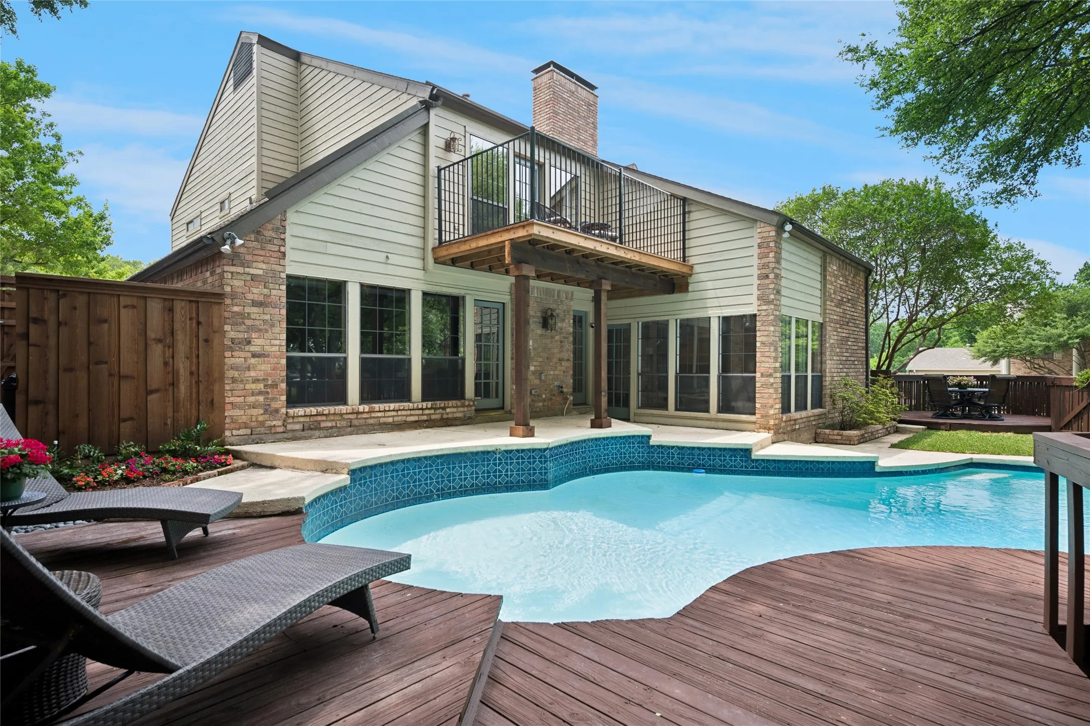 Beat the TX heat this summer with a covered patio and well maintained sparkling pool.