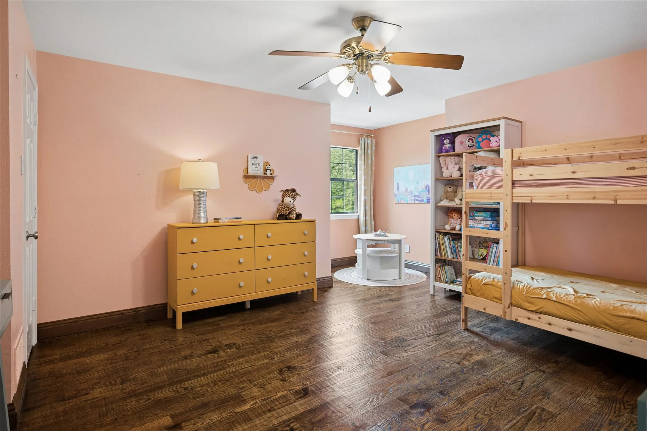 4th bedroom features a nook/reading area that shares the jack and jill bathroom.
