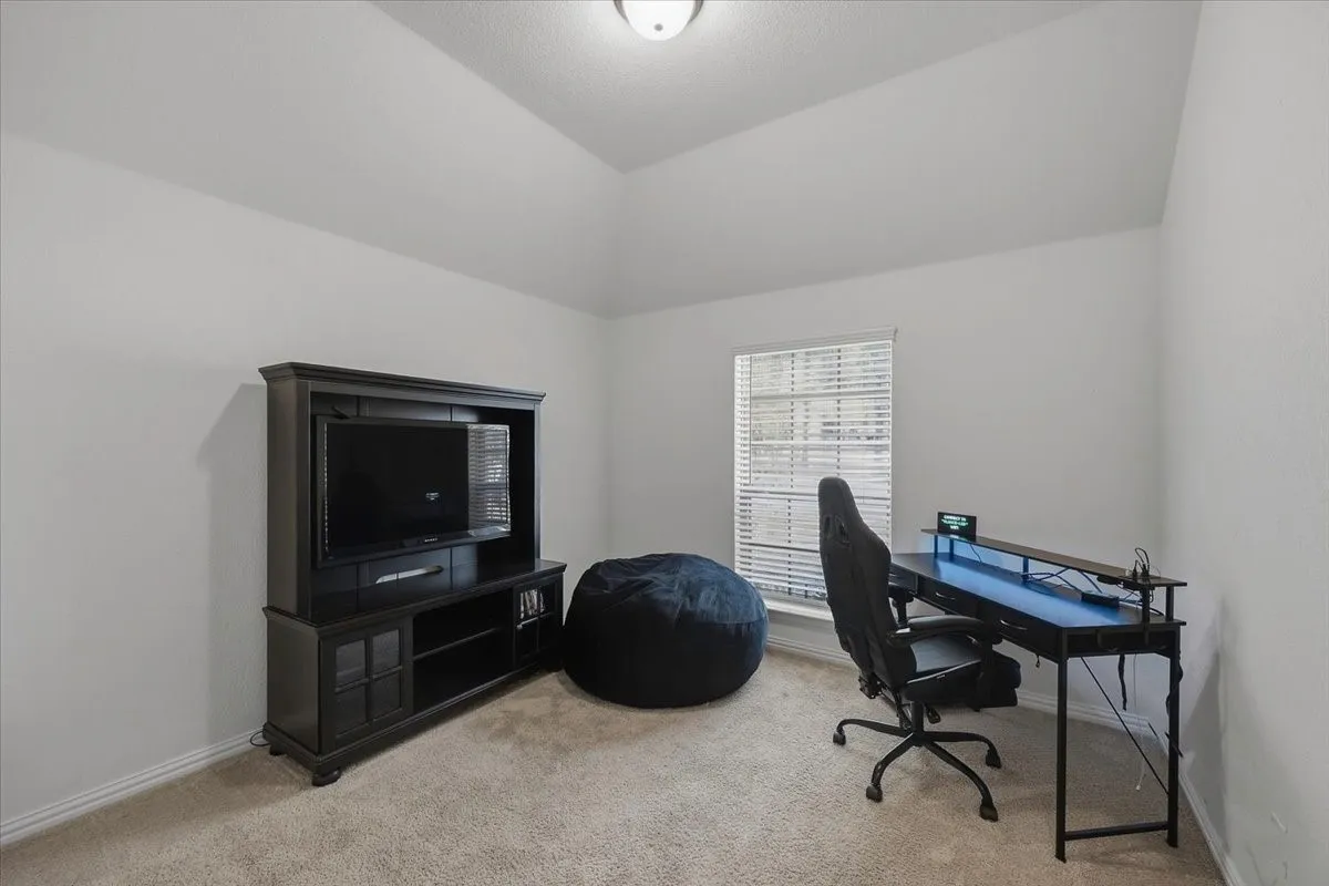 Single Family Residence For Sale in Parker County , 122 Post Oak Way, Weatherford, Texas 76087, 4 Bedroom, 2 Bathroom, 2 Garage spaces, 2,430 Sqft, built in 2018, mls#21382232, Real Estate Agent in Weatherford, Homes For Sale in Parker county, Homes For Sale in Weatherford, Realtor in Weatherford Texas, Real Estate Brokerage Independent Realty Texas, Luminita Cordes Realtor