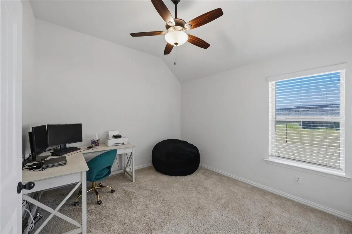 Single Family Residence For Sale in Parker County , 122 Post Oak Way, Weatherford, Texas 76087, 4 Bedroom, 2 Bathroom, 2 Garage spaces, 2,430 Sqft, built in 2018, mls#21382232, Real Estate Agent in Weatherford, Homes For Sale in Parker county, Homes For Sale in Weatherford, Realtor in Weatherford Texas, Real Estate Brokerage Independent Realty Texas, Luminita Cordes Realtor