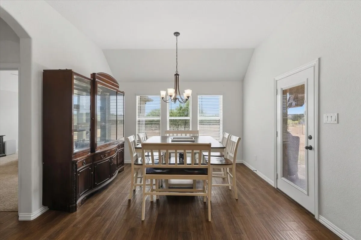 Single Family Residence For Sale in Parker County , 122 Post Oak Way, Weatherford, Texas 76087, 4 Bedroom, 2 Bathroom, 2 Garage spaces, 2,430 Sqft, built in 2018, mls#21382232, Real Estate Agent in Weatherford, Homes For Sale in Parker county, Homes For Sale in Weatherford, Realtor in Weatherford Texas, Real Estate Brokerage Independent Realty Texas, Luminita Cordes Realtor