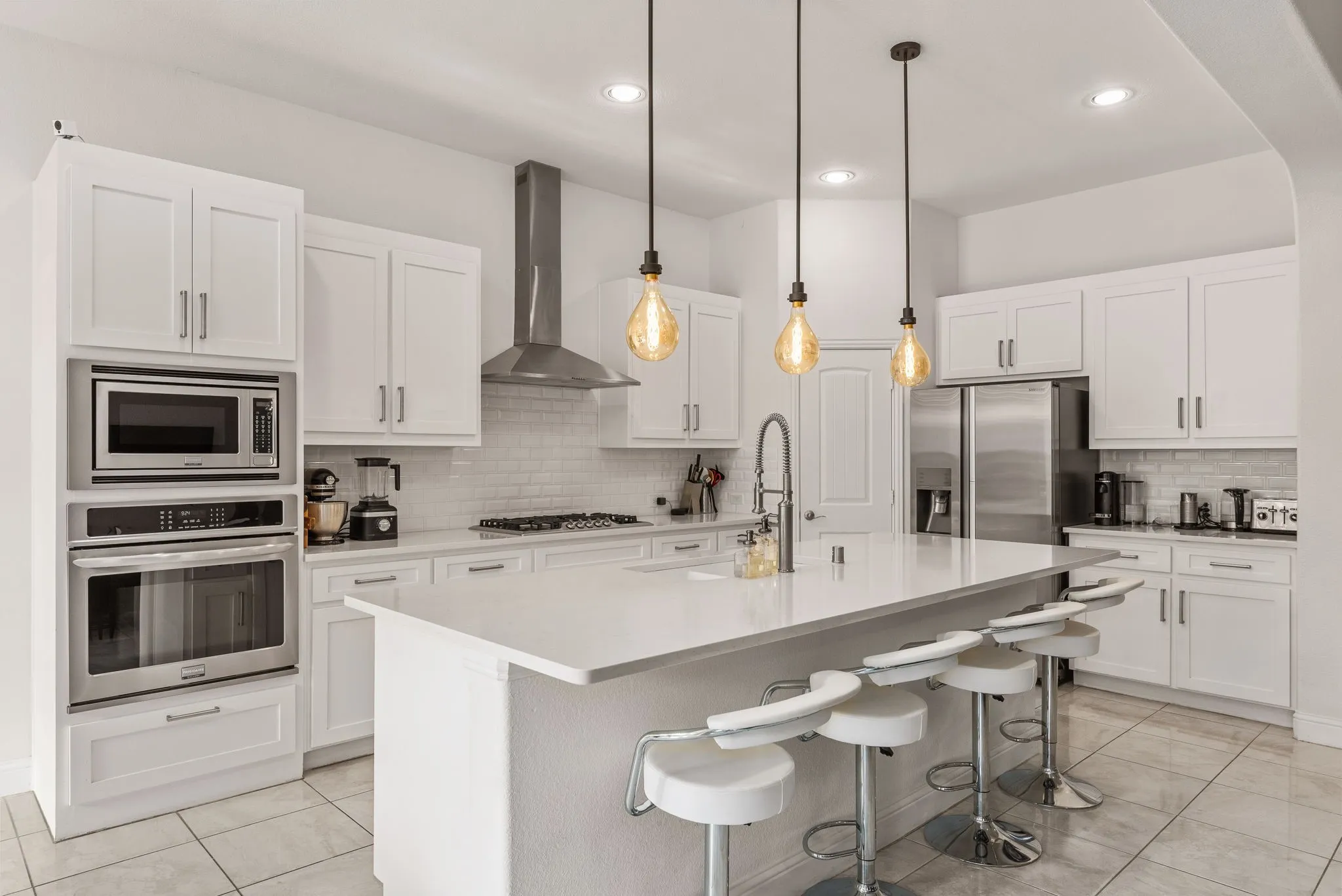 Single Family Residence For Sale in Collin County , 6101 Mickelson Way, Mc Kinney, Texas 75070, 4 Bedroom, 3 Bathroom, 2 Garage spaces, 2,952 Sqft, built in 2015, mls#21381268, Real Estate Agent in Mc Kinney, Homes For Sale in Collin county, Homes For Sale in Mc Kinney, Realtor in Mc Kinney Texas, Real Estate Brokerage Independent Realty Texas, Luminita Cordes Realtor