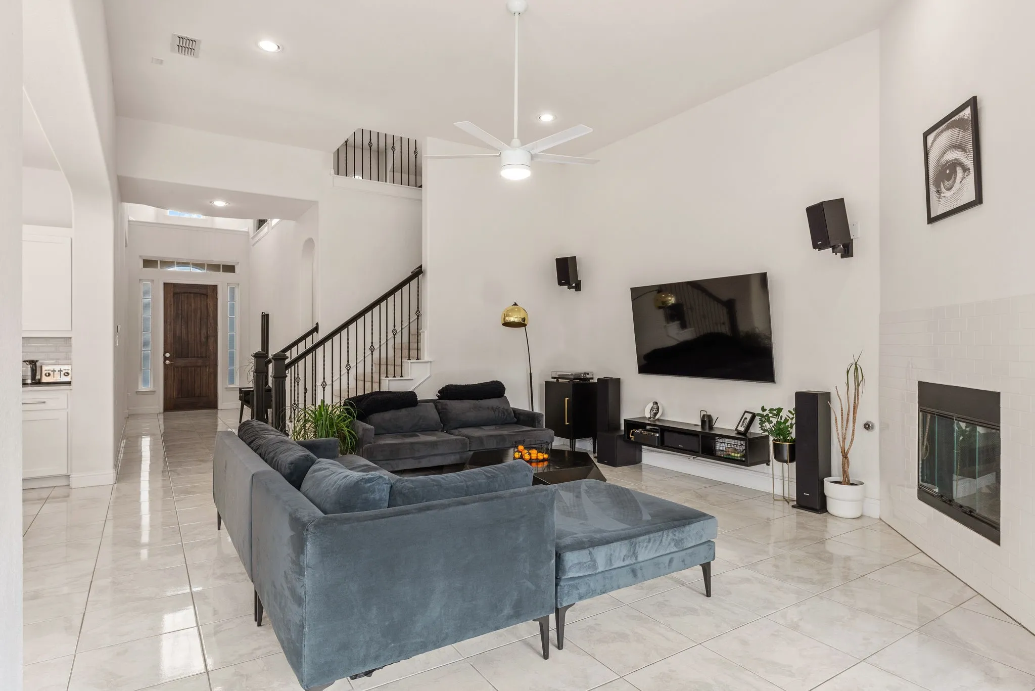 Single Family Residence For Sale in Collin County , 6101 Mickelson Way, Mc Kinney, Texas 75070, 4 Bedroom, 3 Bathroom, 2 Garage spaces, 2,952 Sqft, built in 2015, mls#21381268, Real Estate Agent in Mc Kinney, Homes For Sale in Collin county, Homes For Sale in Mc Kinney, Realtor in Mc Kinney Texas, Real Estate Brokerage Independent Realty Texas, Luminita Cordes Realtor