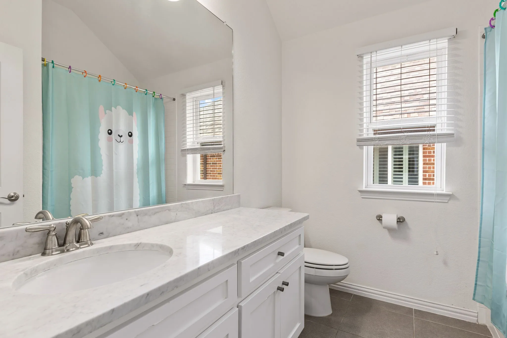 Single Family Residence For Sale in Collin County , 6101 Mickelson Way, Mc Kinney, Texas 75070, 4 Bedroom, 3 Bathroom, 2 Garage spaces, 2,952 Sqft, built in 2015, mls#21381268, Real Estate Agent in Mc Kinney, Homes For Sale in Collin county, Homes For Sale in Mc Kinney, Realtor in Mc Kinney Texas, Real Estate Brokerage Independent Realty Texas, Luminita Cordes Realtor
