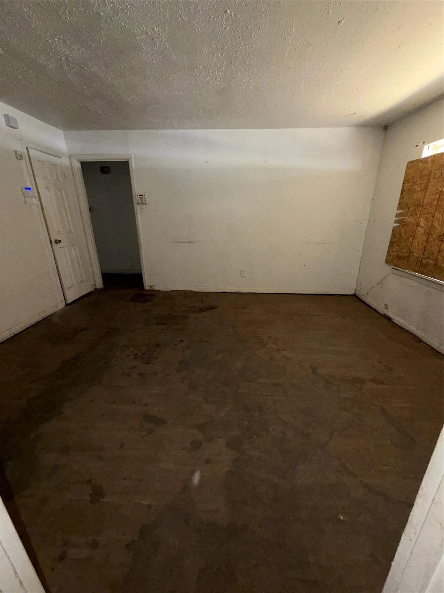 Single Family Residence For Sale in Dallas County , 7014 Brierfield Drive, Dallas, Texas 75232, 4 Bedroom, 2 Bathroom, Garage spaces, 1,542 Sqft, built in 1956, mls#21382898, Real Estate Agent in Dallas, Homes For Sale in Dallas county, Homes For Sale in Dallas, Realtor in Dallas Texas, Real Estate Brokerage Independent Realty Texas, Luminita Cordes Realtor