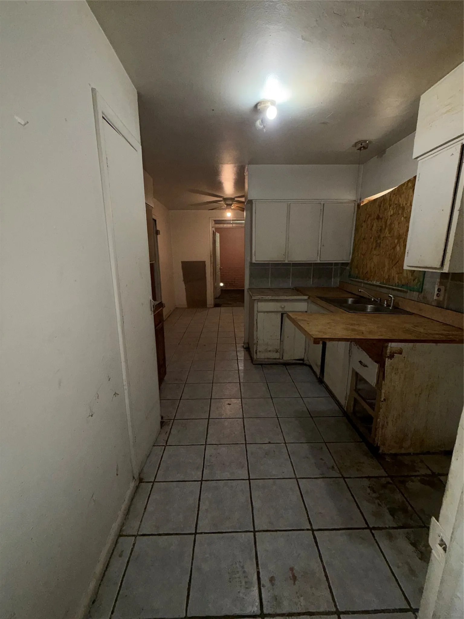 Single Family Residence For Sale in Dallas County , 7014 Brierfield Drive, Dallas, Texas 75232, 4 Bedroom, 2 Bathroom, Garage spaces, 1,542 Sqft, built in 1956, mls#21382898, Real Estate Agent in Dallas, Homes For Sale in Dallas county, Homes For Sale in Dallas, Realtor in Dallas Texas, Real Estate Brokerage Independent Realty Texas, Luminita Cordes Realtor