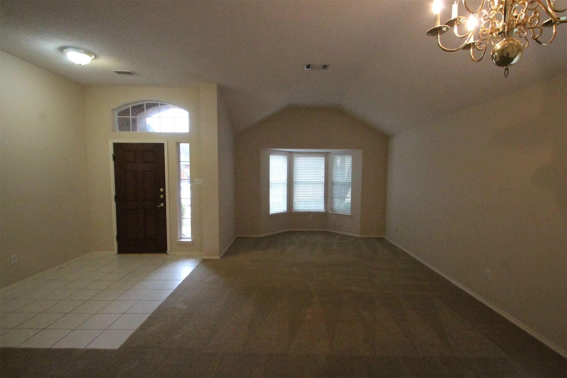Single Family Residence For Rent in Collin County , 2920 COVENTRY LN, Mc Kinney, Texas 75069, 3 Bedroom, 2 Bathroom, 2 Garage spaces, 2,105 Sqft, built in 1997, mls#21382902, Real Estate Agent in Mc Kinney, Homes For Rent in Collin county, Homes For Rent in Mc Kinney, Realtor in Mc Kinney Texas, Real Estate Brokerage Independent Realty Texas, Luminita Cordes Realtor