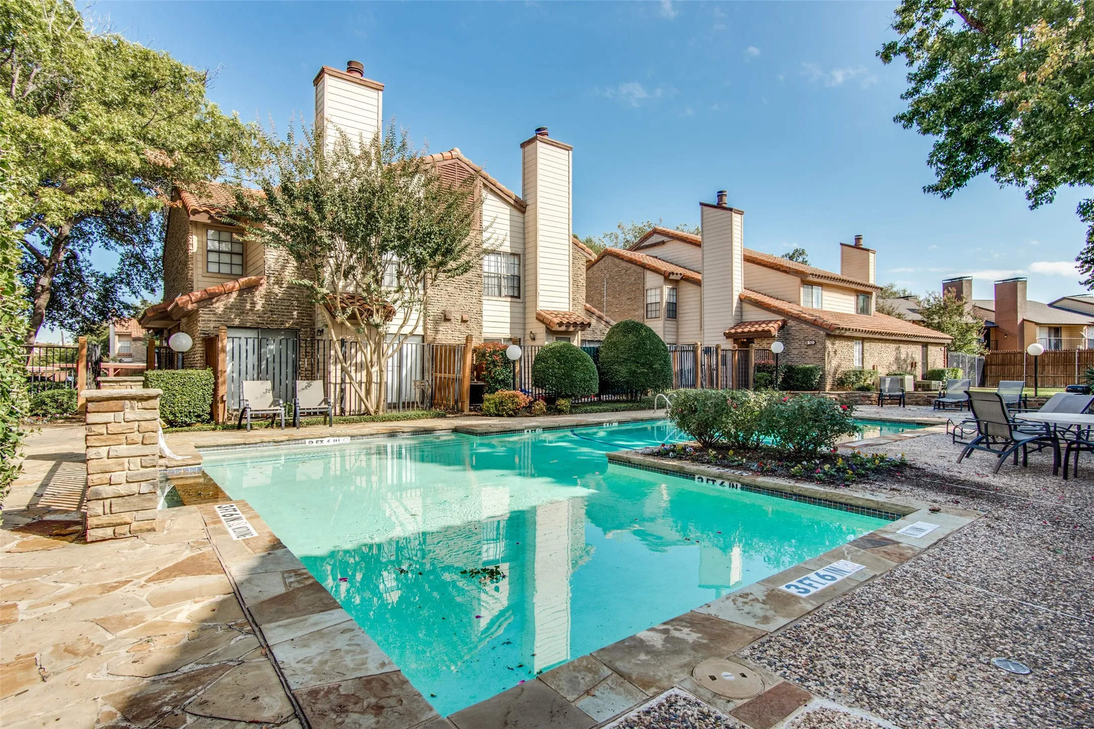 Condominium For Rent in Dallas County , 5626 Preston Oaks Road 37D, Dallas, Texas 75254, 2 Bedroom, 3 Bathroom, Garage spaces, 1,135 Sqft, built in 1981, mls#21382080, Real Estate Agent in Dallas, Homes For Rent in Dallas county, Homes For Rent in Dallas, Realtor in Dallas Texas, Real Estate Brokerage Independent Realty Texas, Luminita Cordes Realtor