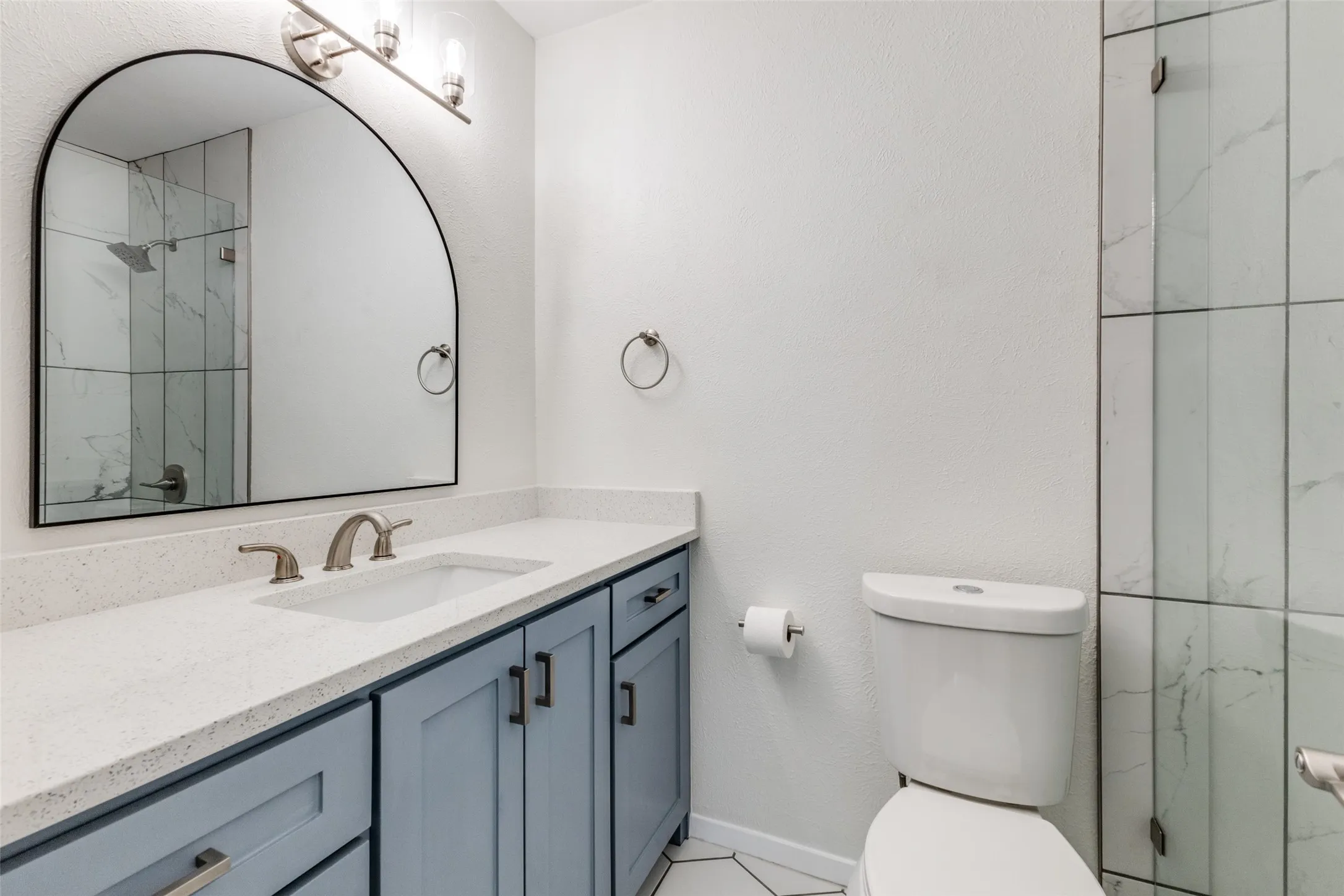 Condominium For Rent in Dallas County , 5626 Preston Oaks Road 37D, Dallas, Texas 75254, 2 Bedroom, 3 Bathroom, Garage spaces, 1,135 Sqft, built in 1981, mls#21382080, Real Estate Agent in Dallas, Homes For Rent in Dallas county, Homes For Rent in Dallas, Realtor in Dallas Texas, Real Estate Brokerage Independent Realty Texas, Luminita Cordes Realtor