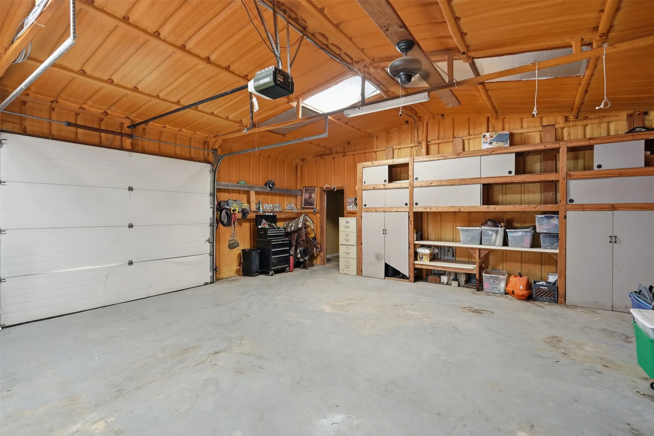 Single Family Residence For Sale in Parker County , 5225 Old Brock Road, Weatherford, Texas 76087, 4 Bedroom, 2 Bathroom, 2 Garage spaces, 2,214 Sqft, built in 2006, mls#21380558, Real Estate Agent in Weatherford, Homes For Sale in Parker county, Homes For Sale in Weatherford, Realtor in Weatherford Texas, Real Estate Brokerage Independent Realty Texas, Luminita Cordes Realtor