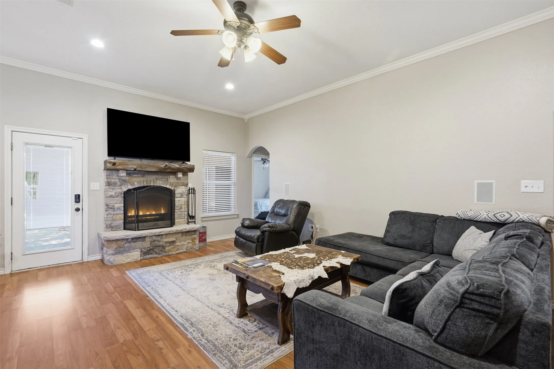 Single Family Residence For Sale in Parker County , 5225 Old Brock Road, Weatherford, Texas 76087, 4 Bedroom, 2 Bathroom, 2 Garage spaces, 2,214 Sqft, built in 2006, mls#21380558, Real Estate Agent in Weatherford, Homes For Sale in Parker county, Homes For Sale in Weatherford, Realtor in Weatherford Texas, Real Estate Brokerage Independent Realty Texas, Luminita Cordes Realtor
