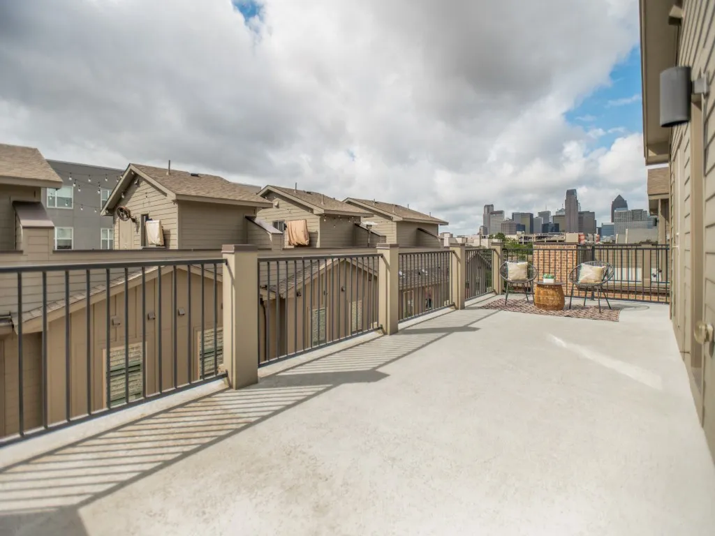 Townhouse For Sale in Dallas County , 1805 Granite Falls Court, Dallas, Texas 75204, 2 Bedroom, 3 Bathroom, 2 Garage spaces, 1,643 Sqft, built in 2019, mls#21375226, Real Estate Agent in Dallas, Homes For Sale in Dallas county, Homes For Sale in Dallas, Realtor in Dallas Texas, Real Estate Brokerage Independent Realty Texas, Luminita Cordes Realtor