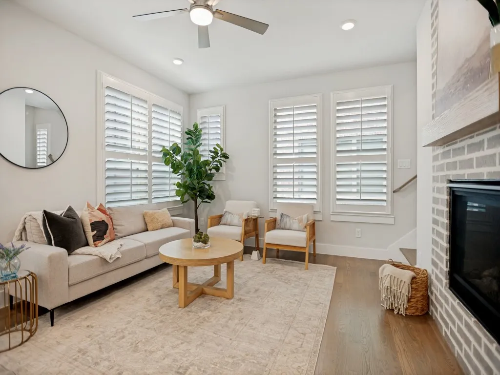 Townhouse For Sale in Dallas County , 1805 Granite Falls Court, Dallas, Texas 75204, 2 Bedroom, 3 Bathroom, 2 Garage spaces, 1,643 Sqft, built in 2019, mls#21375226, Real Estate Agent in Dallas, Homes For Sale in Dallas county, Homes For Sale in Dallas, Realtor in Dallas Texas, Real Estate Brokerage Independent Realty Texas, Luminita Cordes Realtor