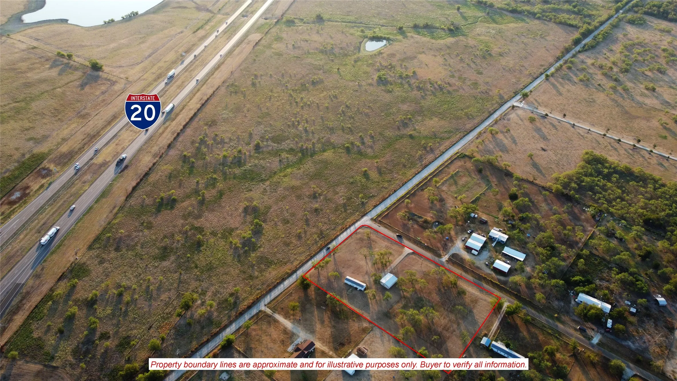 Manufactured Home For Sale in Kaufman County , 1010 County Road 136a, Terrell, Texas 75161, 2 Bedroom, 2 Bathroom, 3 Garage spaces, 896 Sqft, built in 1999, mls#21382719, Real Estate Agent in Terrell, Homes For Sale in Kaufman county, Homes For Sale in Terrell, Realtor in Terrell Texas, Real Estate Brokerage Independent Realty Texas, Luminita Cordes Realtor