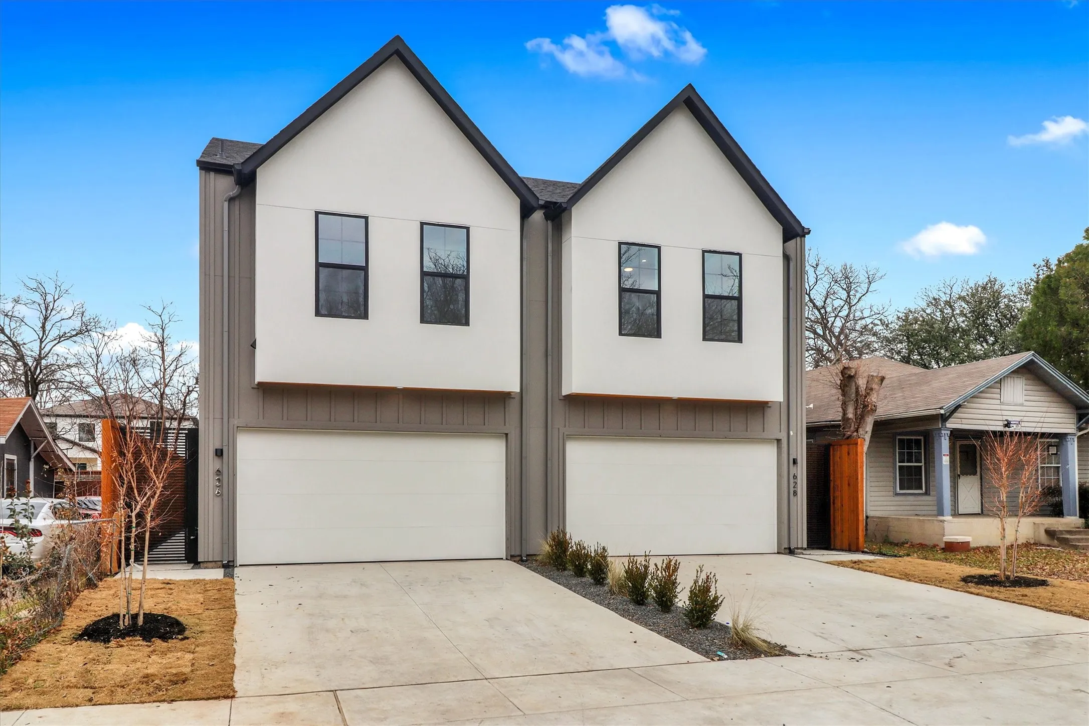 Duplex For Rent in Dallas County , 628 Wayne Street, Dallas, Texas 75223, 3 Bedroom, 3 Bathroom, 2 Garage spaces, 2,100 Sqft, built in 2026, mls#21382910, Real Estate Agent in Dallas, Homes For Rent in Dallas county, Homes For Rent in Dallas, Realtor in Dallas Texas, Real Estate Brokerage Independent Realty Texas, Luminita Cordes Realtor