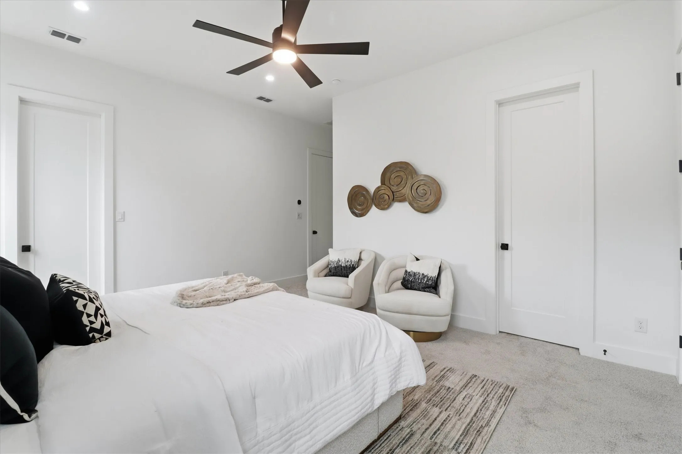 Duplex For Rent in Dallas County , 628 Wayne Street, Dallas, Texas 75223, 3 Bedroom, 3 Bathroom, 2 Garage spaces, 2,100 Sqft, built in 2026, mls#21382910, Real Estate Agent in Dallas, Homes For Rent in Dallas county, Homes For Rent in Dallas, Realtor in Dallas Texas, Real Estate Brokerage Independent Realty Texas, Luminita Cordes Realtor
