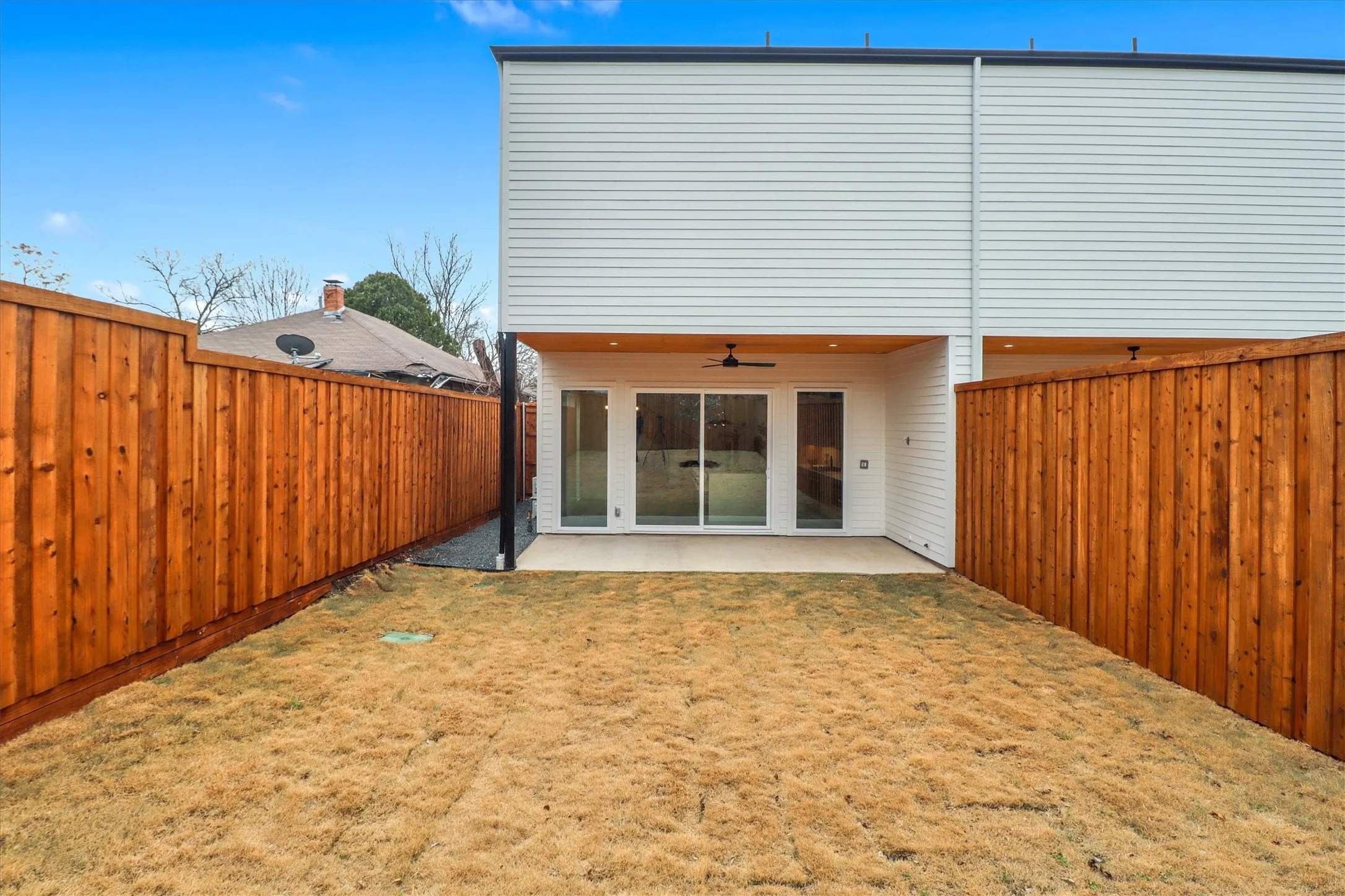 Duplex For Rent in Dallas County , 628 Wayne Street, Dallas, Texas 75223, 3 Bedroom, 3 Bathroom, 2 Garage spaces, 2,100 Sqft, built in 2026, mls#21382910, Real Estate Agent in Dallas, Homes For Rent in Dallas county, Homes For Rent in Dallas, Realtor in Dallas Texas, Real Estate Brokerage Independent Realty Texas, Luminita Cordes Realtor