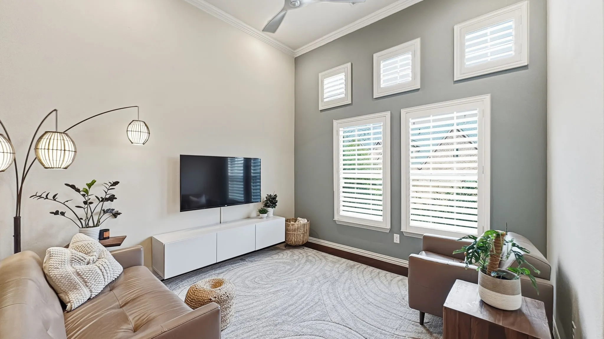 Townhouse For Sale in Dallas County , 6441 Naples Drive, Irving, Texas 75039, 2 Bedroom, 4 Bathroom, 2 Garage spaces, 1,985 Sqft, built in 2012, mls#21381619, Real Estate Agent in Irving, Homes For Sale in Dallas county, Homes For Sale in Irving, Realtor in Irving Texas, Real Estate Brokerage Independent Realty Texas, Luminita Cordes Realtor